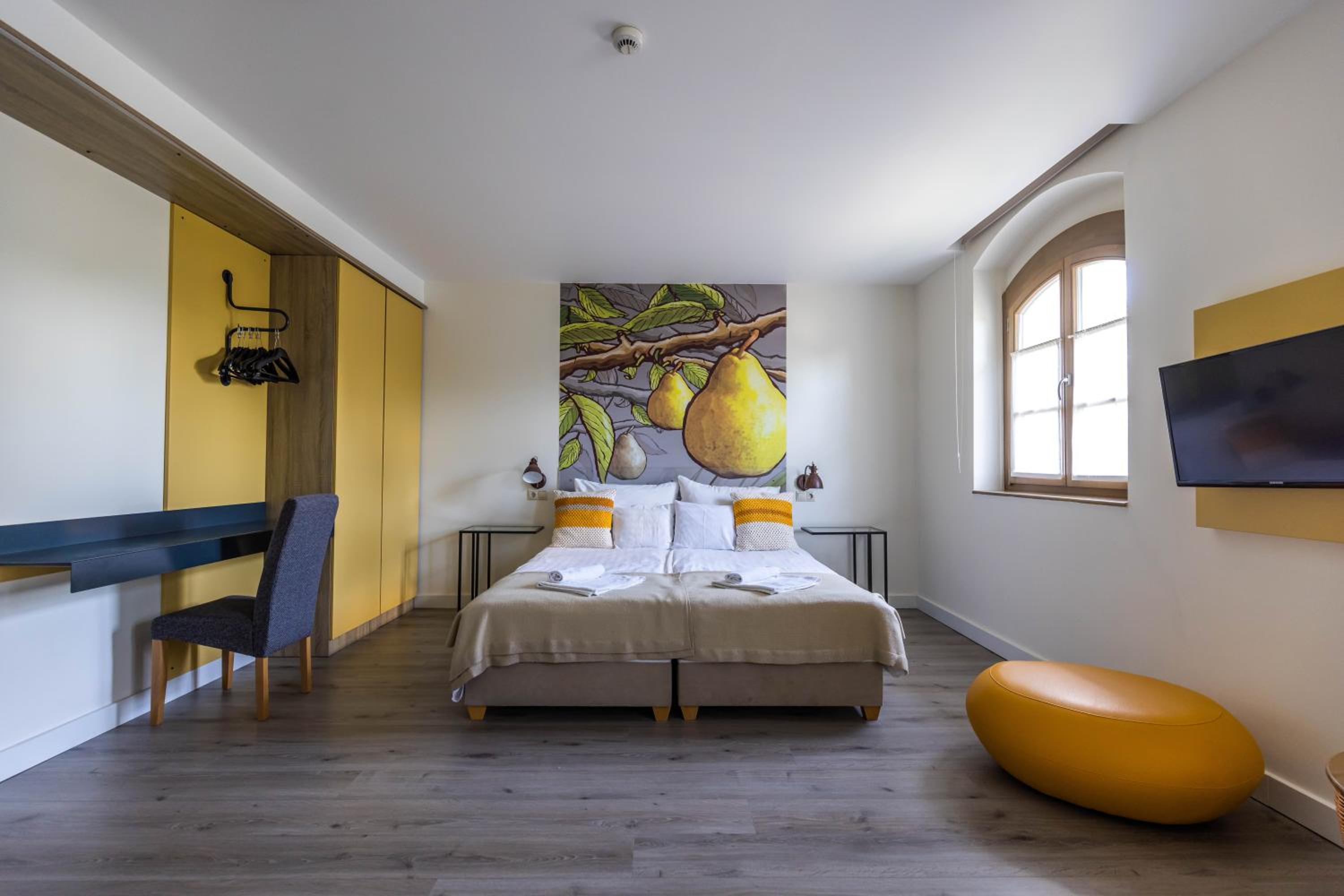 Twin Room - Photo 1
