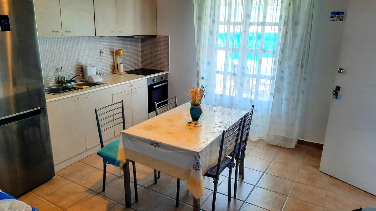 Apartment with Sea View photo 3