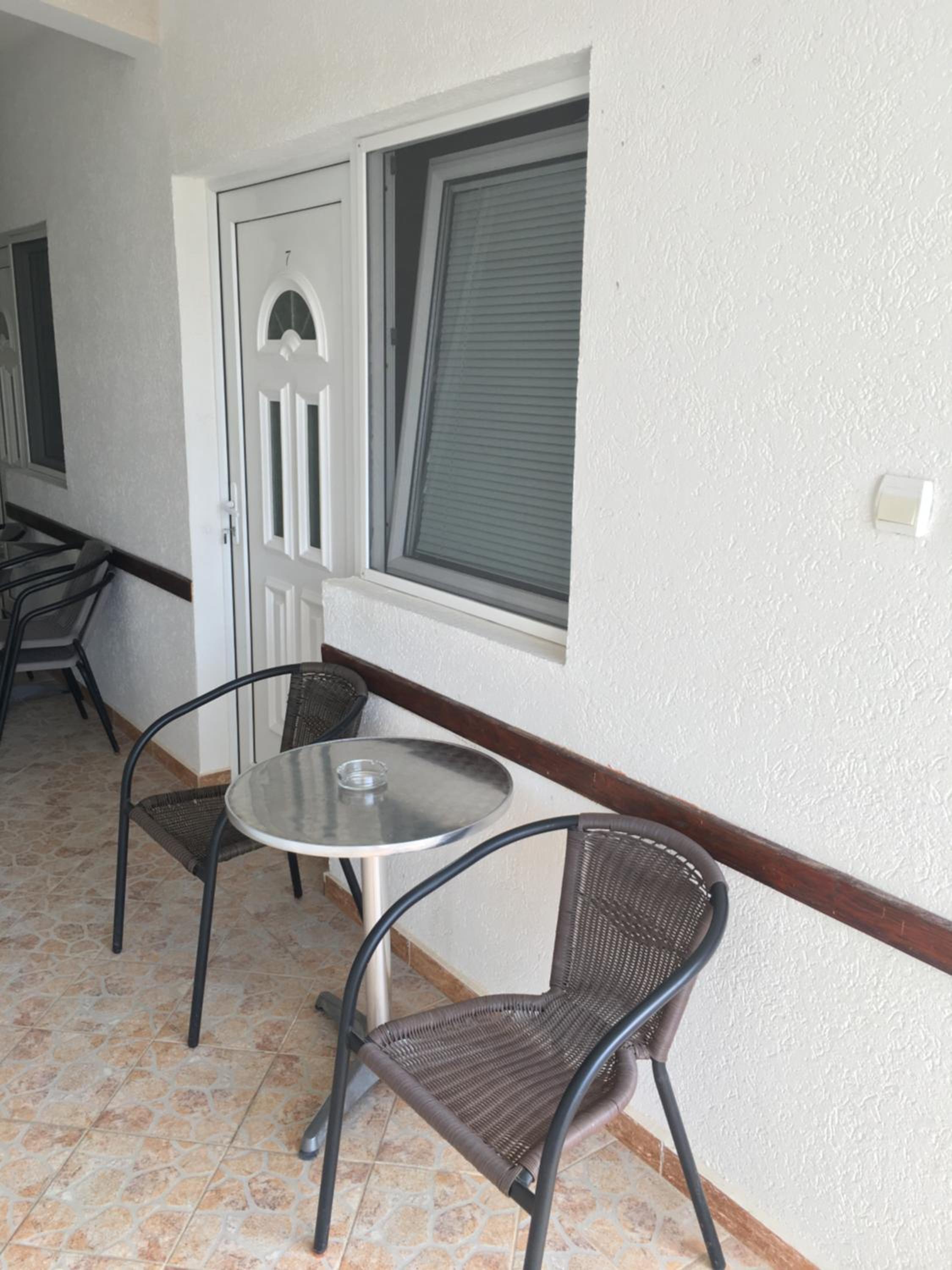 Double Room with Private Bathroom photo 3