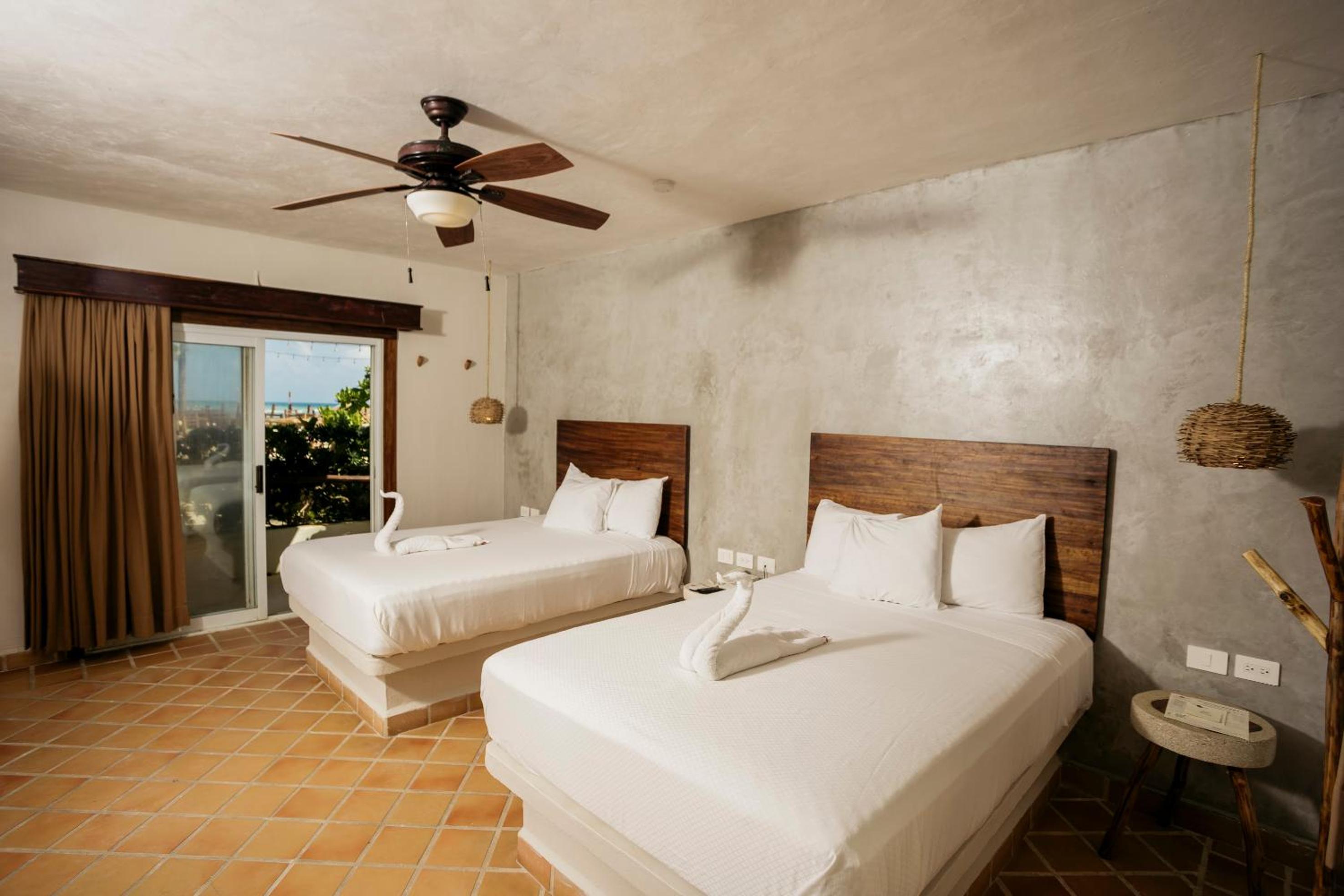 Pool View Room - 2 Double Beds