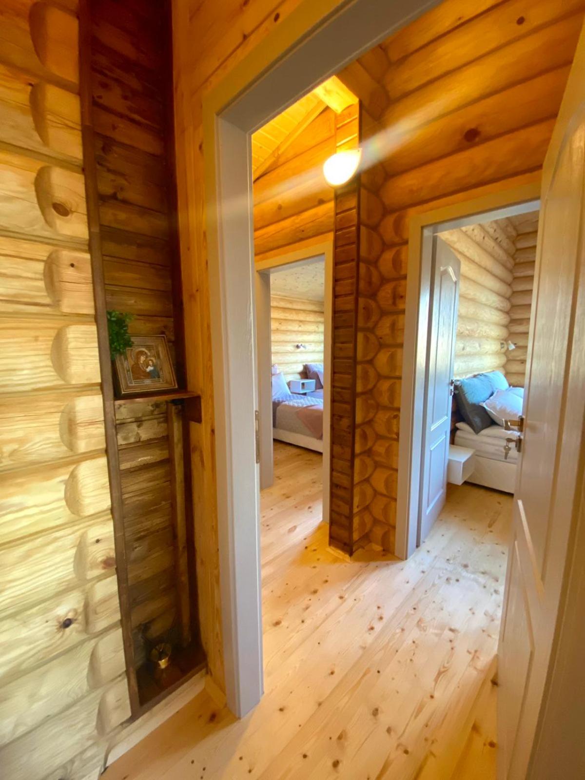 Three-Bedroom House photo 1