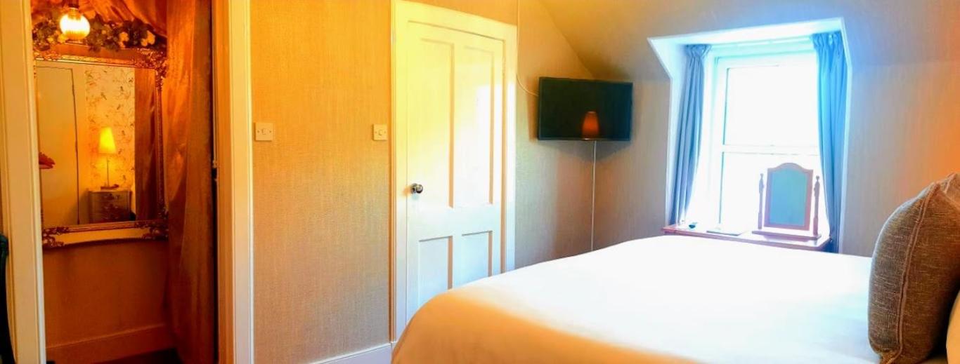 Small Double Room photo 2
