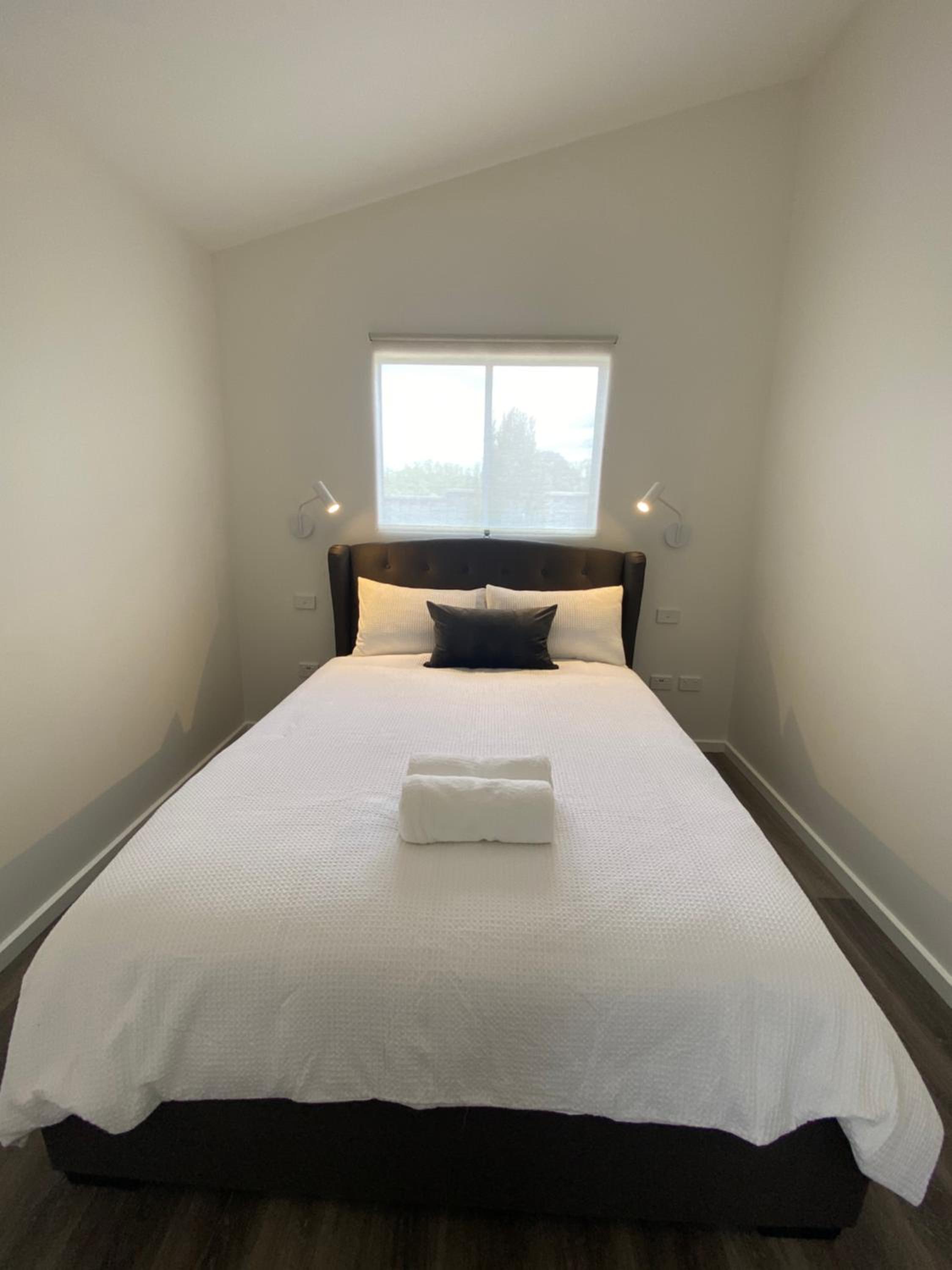 Two-Bedroom House photo 3