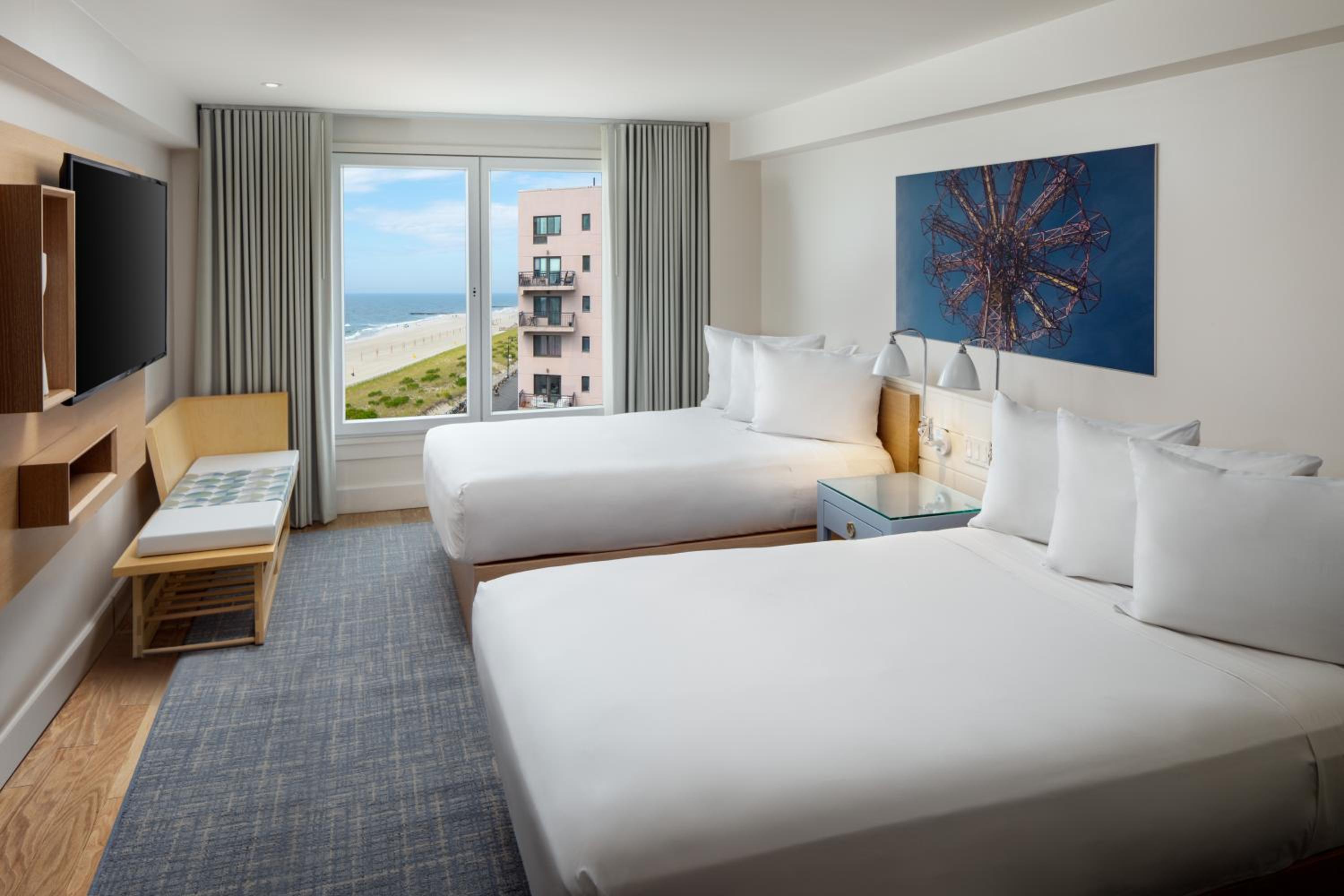 Double Room with Partial Ocean View - Photo 1