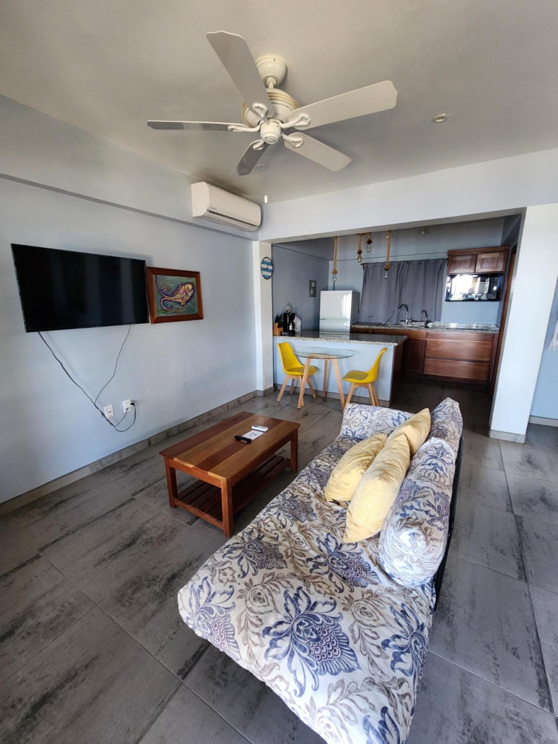 King Suite with Sea View photo 2