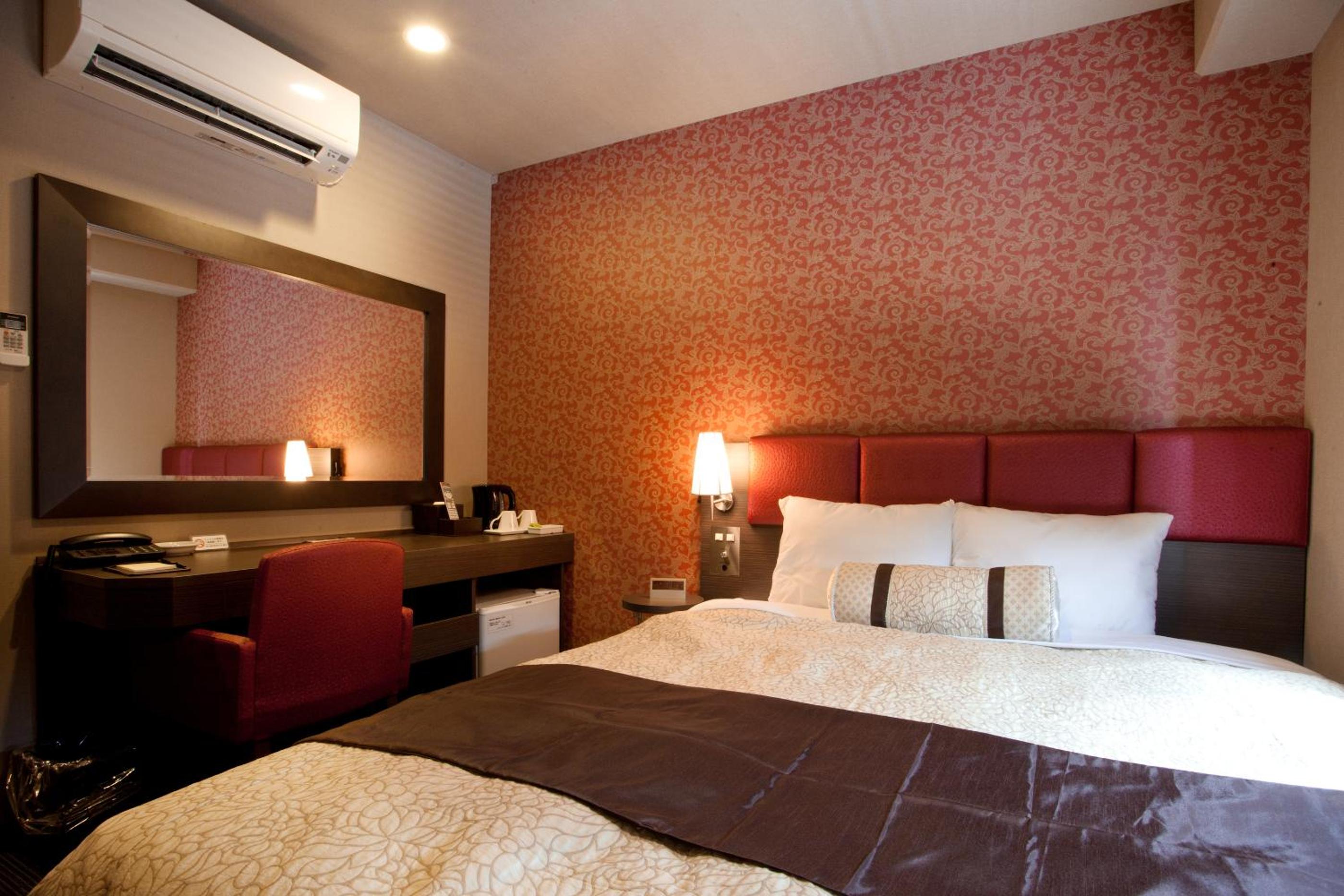 Room Selected At Check-In (1 Adult) photo 1
