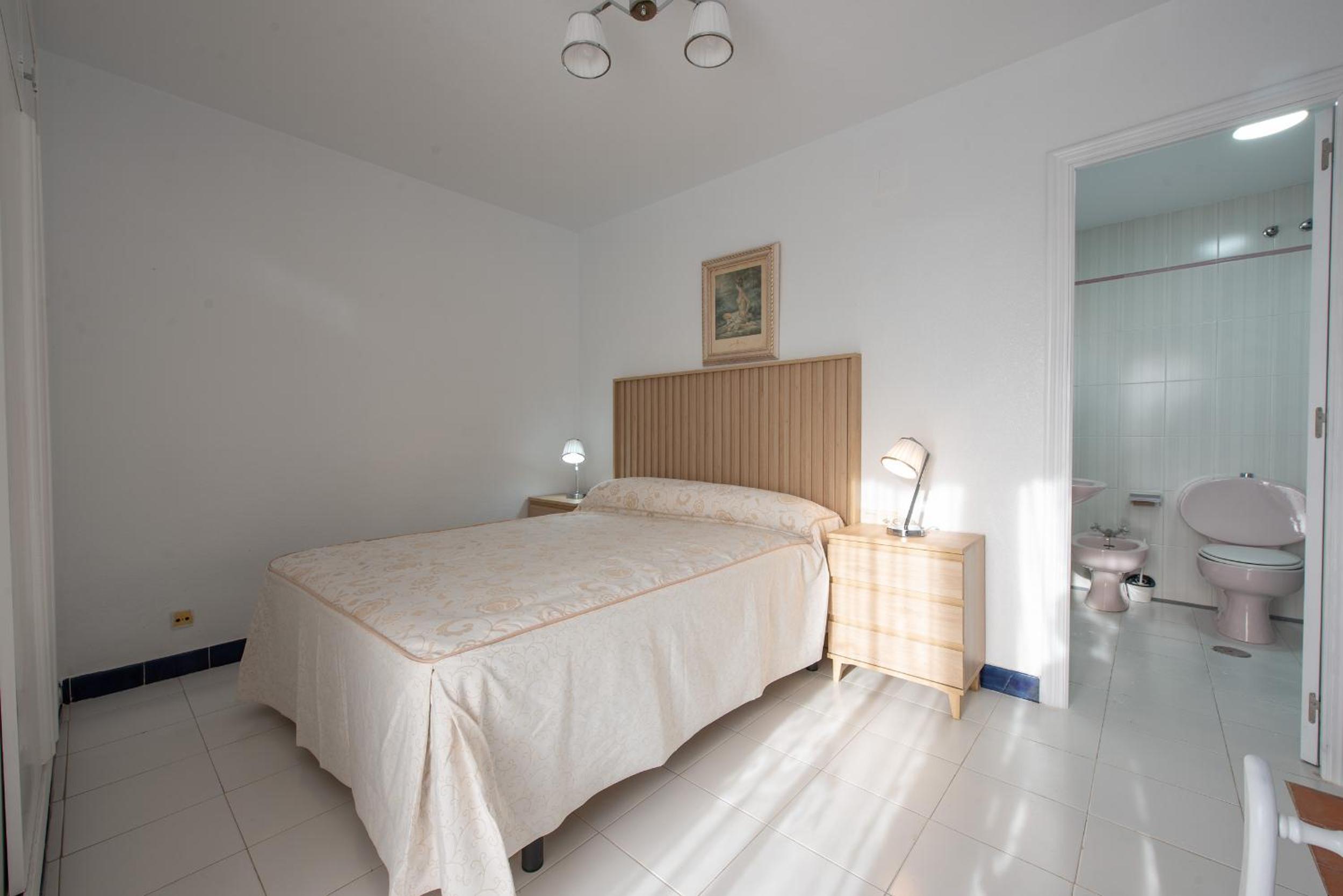 Three-Bedroom House photo 3