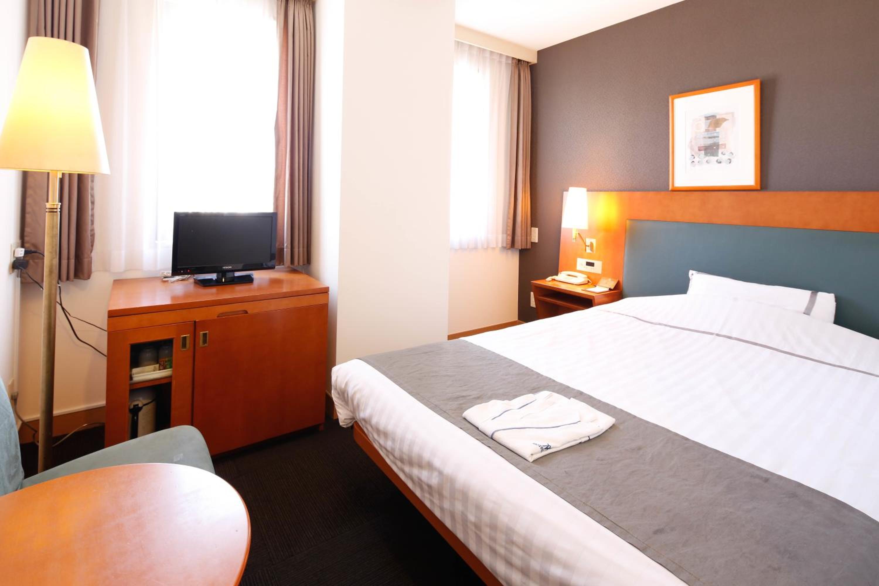 Single Room - Non-Smoking