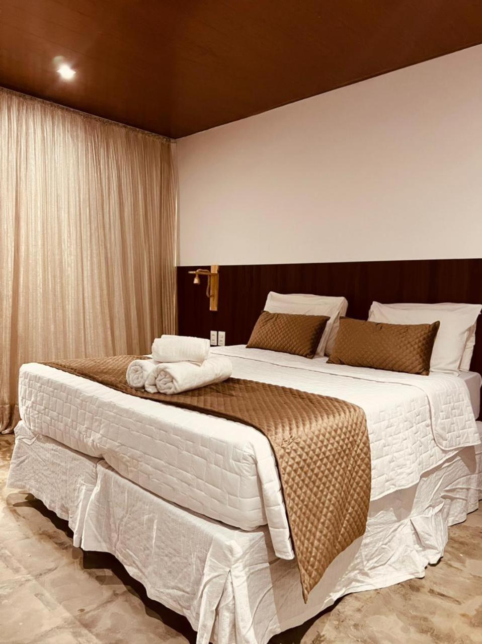 Double Room - Photo 3