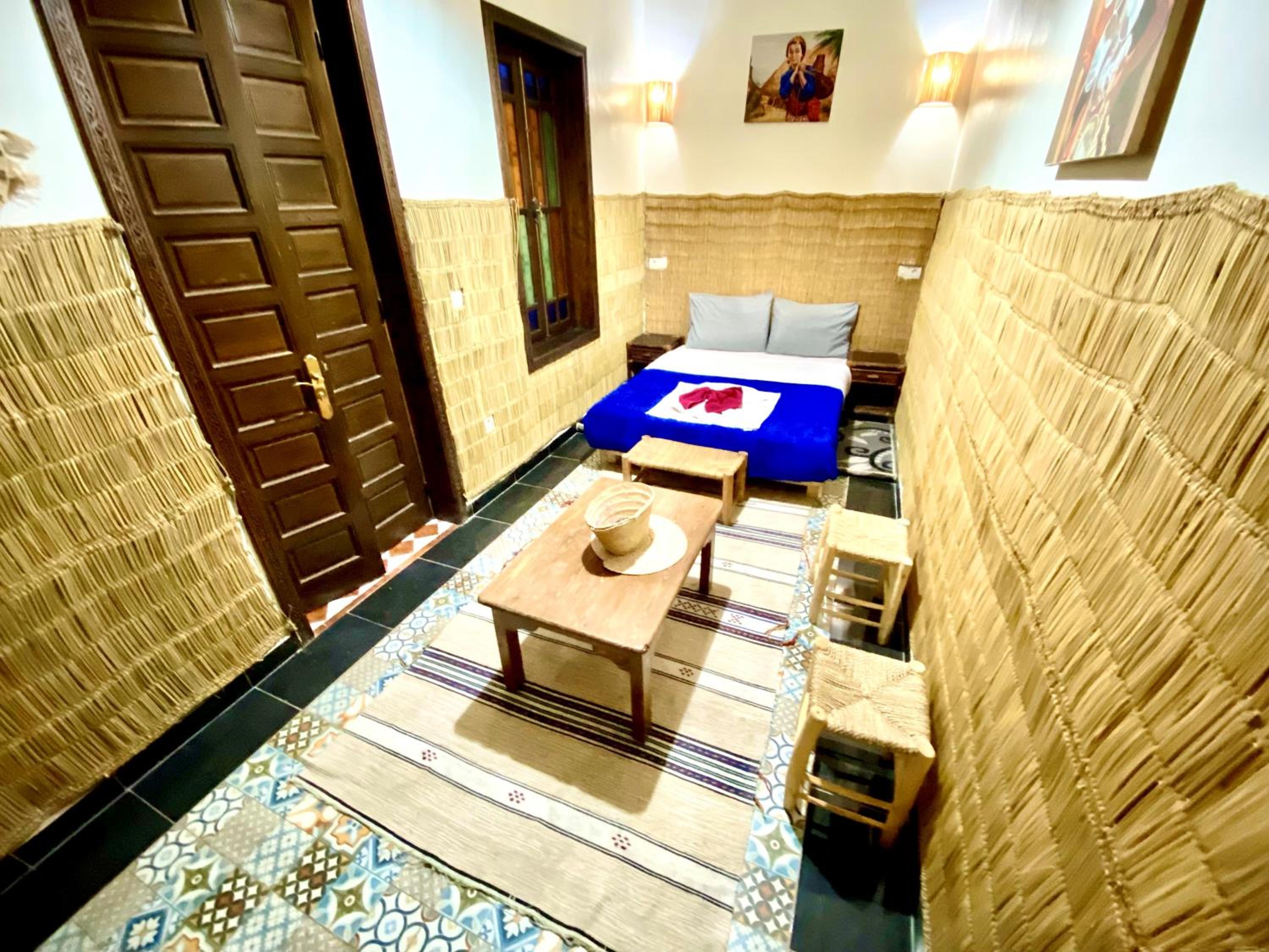 Double Room - Photo 7
