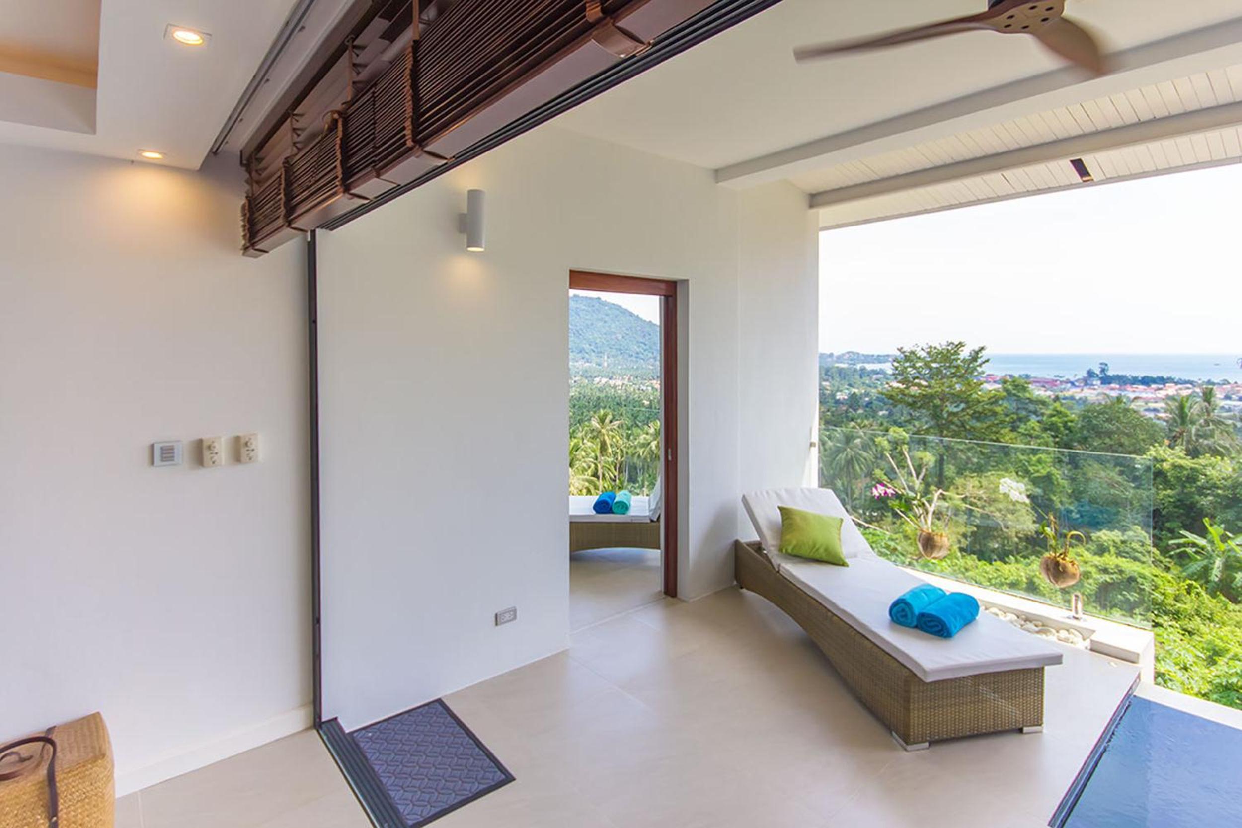 Villa with Sea View photo 2