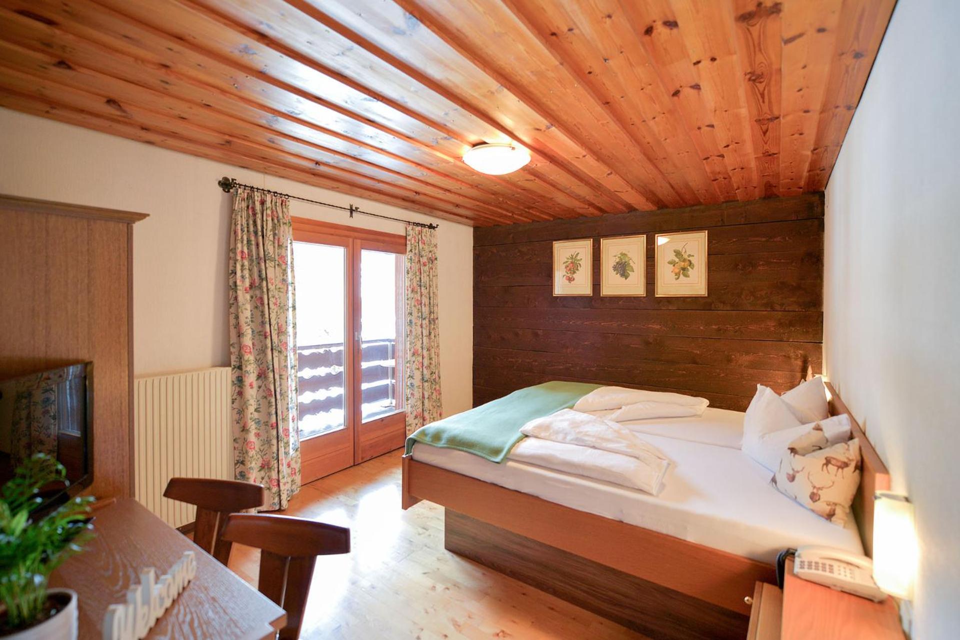 Double or Twin Room with Balcony photo 1
