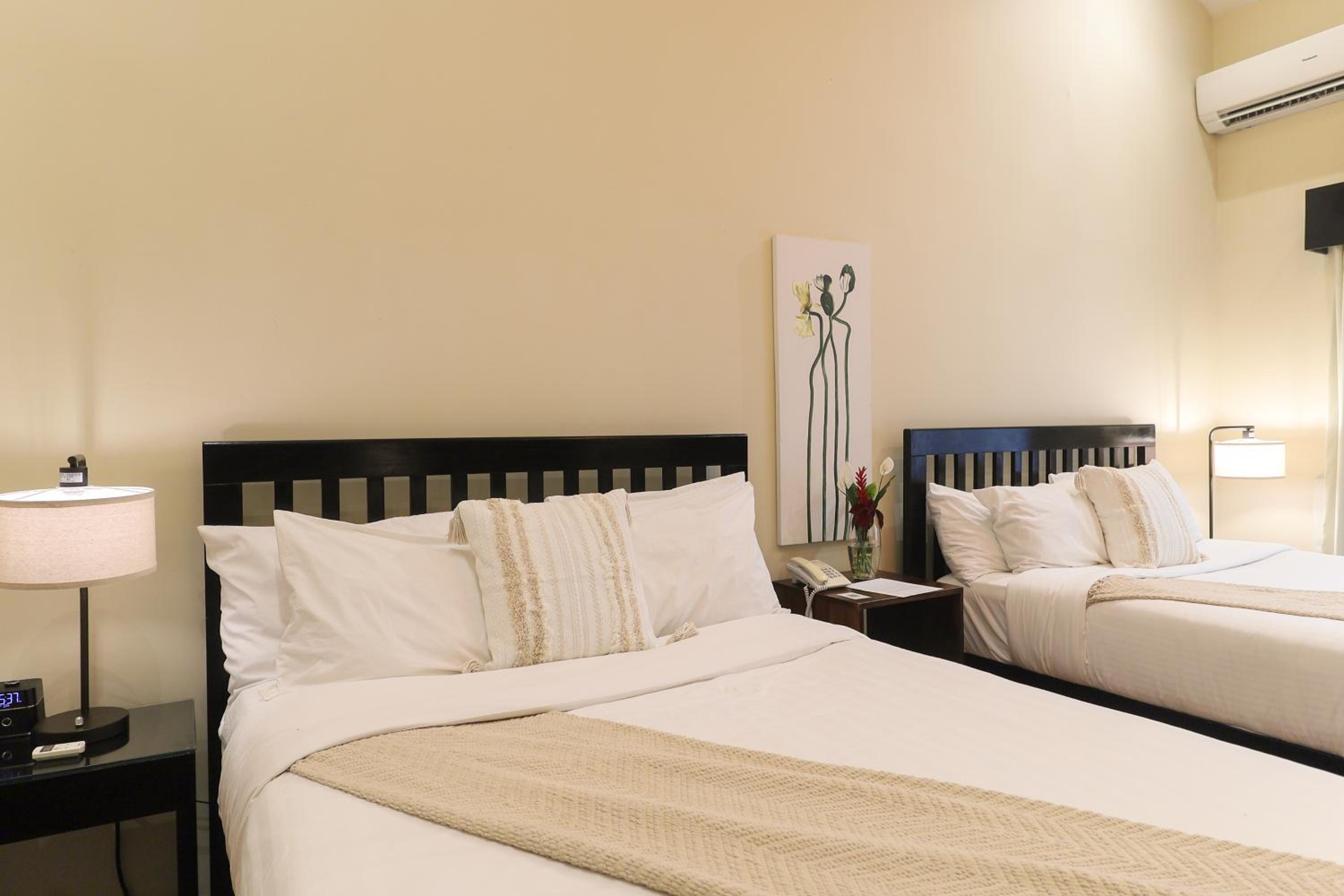 Quarto Duplo com Duas Camas de Casal