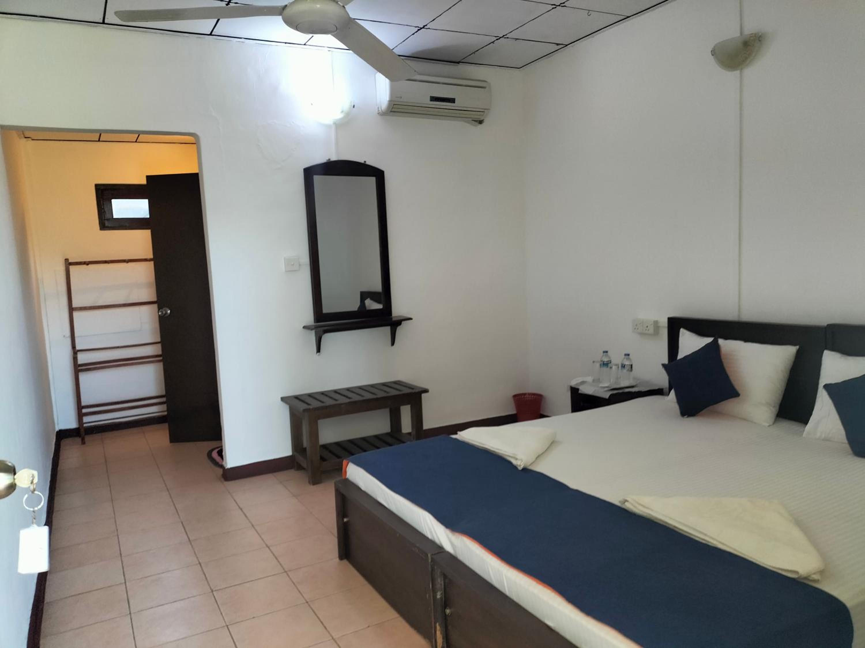 Standard Double or Twin Room with Sea View photo 2