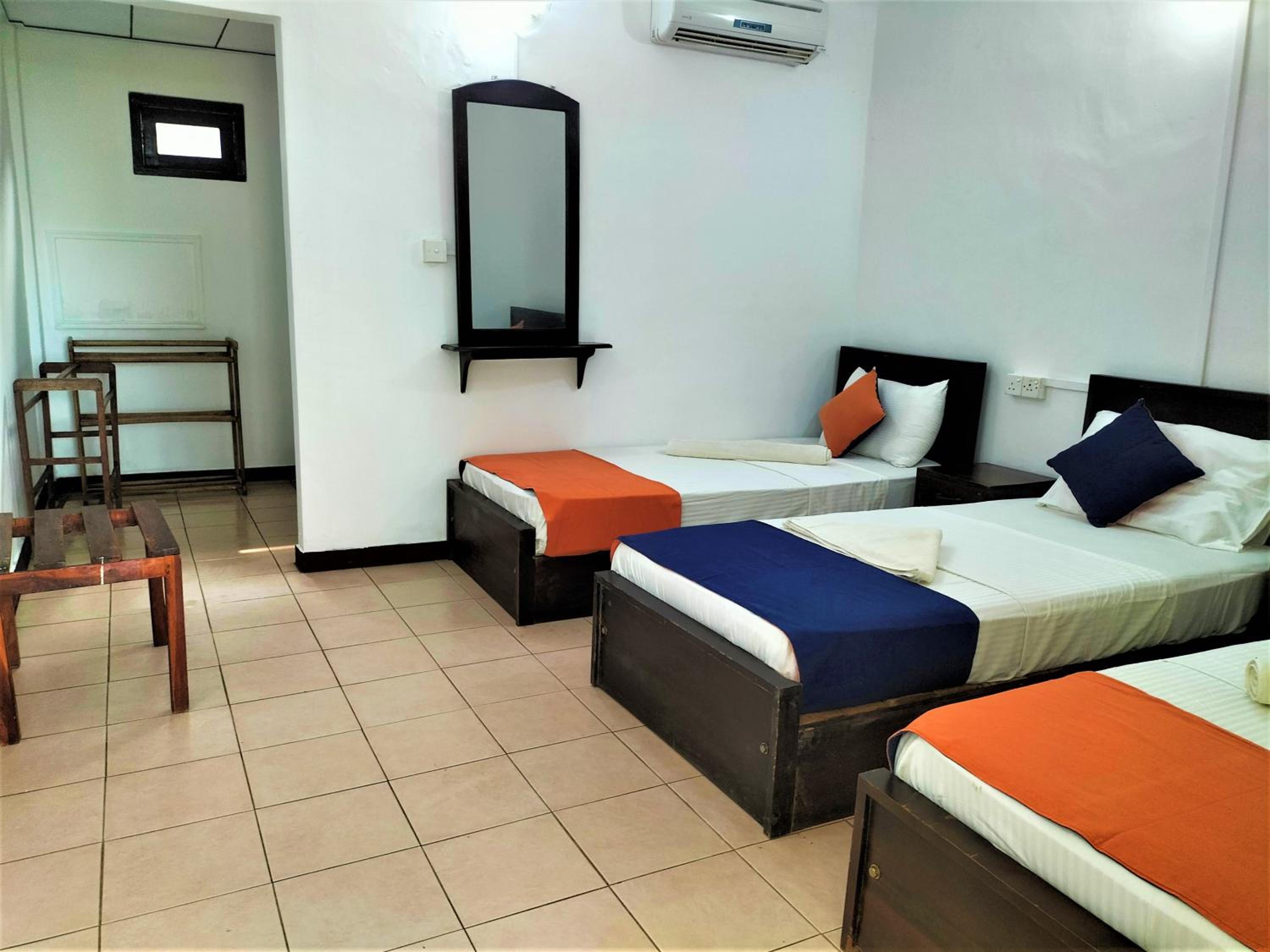 Standard Triple Room with Sea View photo 1