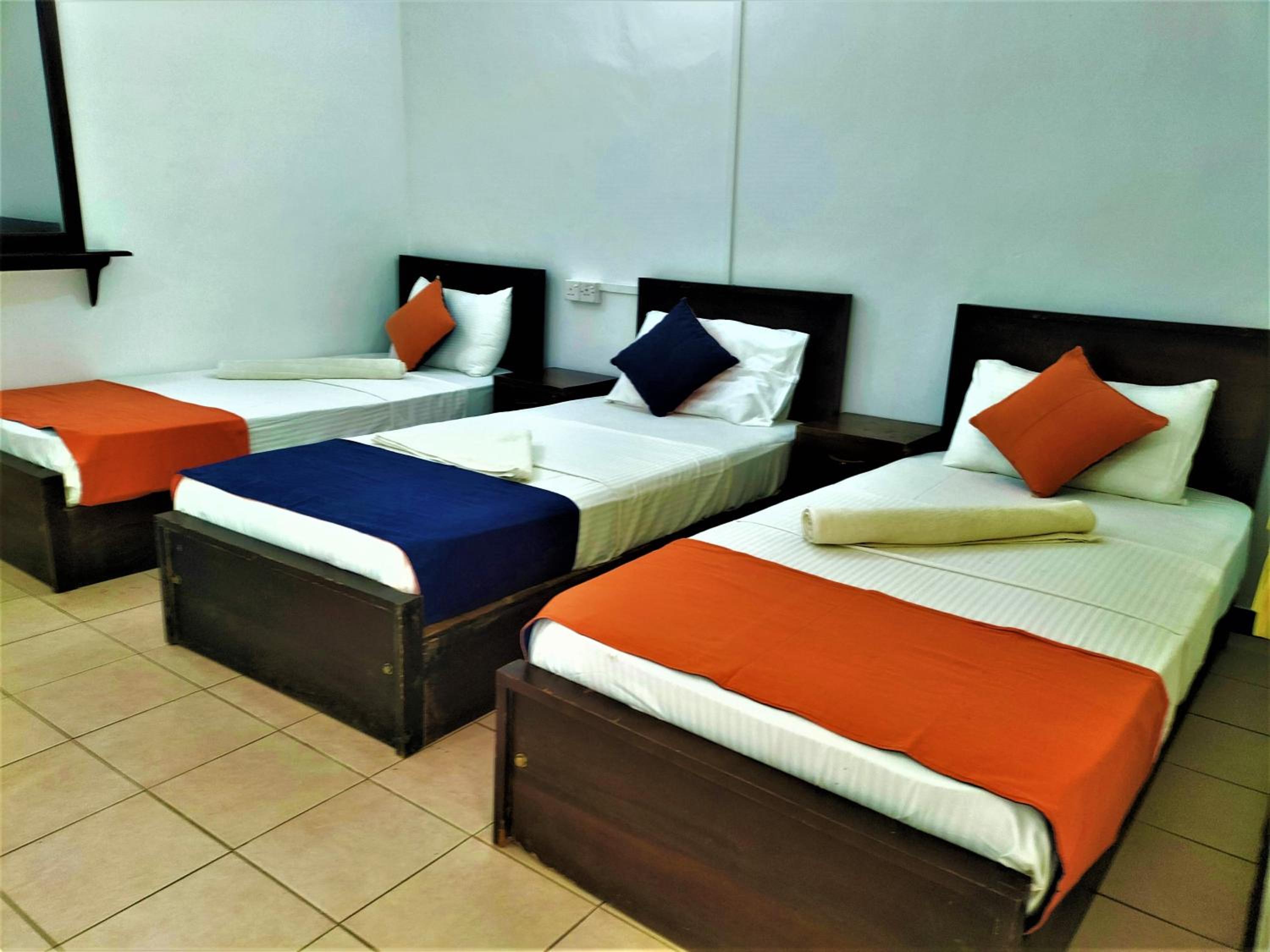 Standard Triple Room with Sea View photo 2
