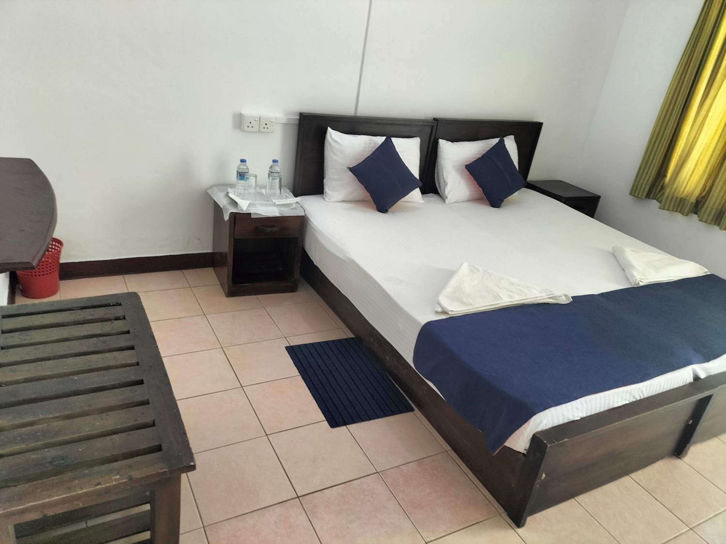 Standard Double or Twin Room with Sea View photo 3