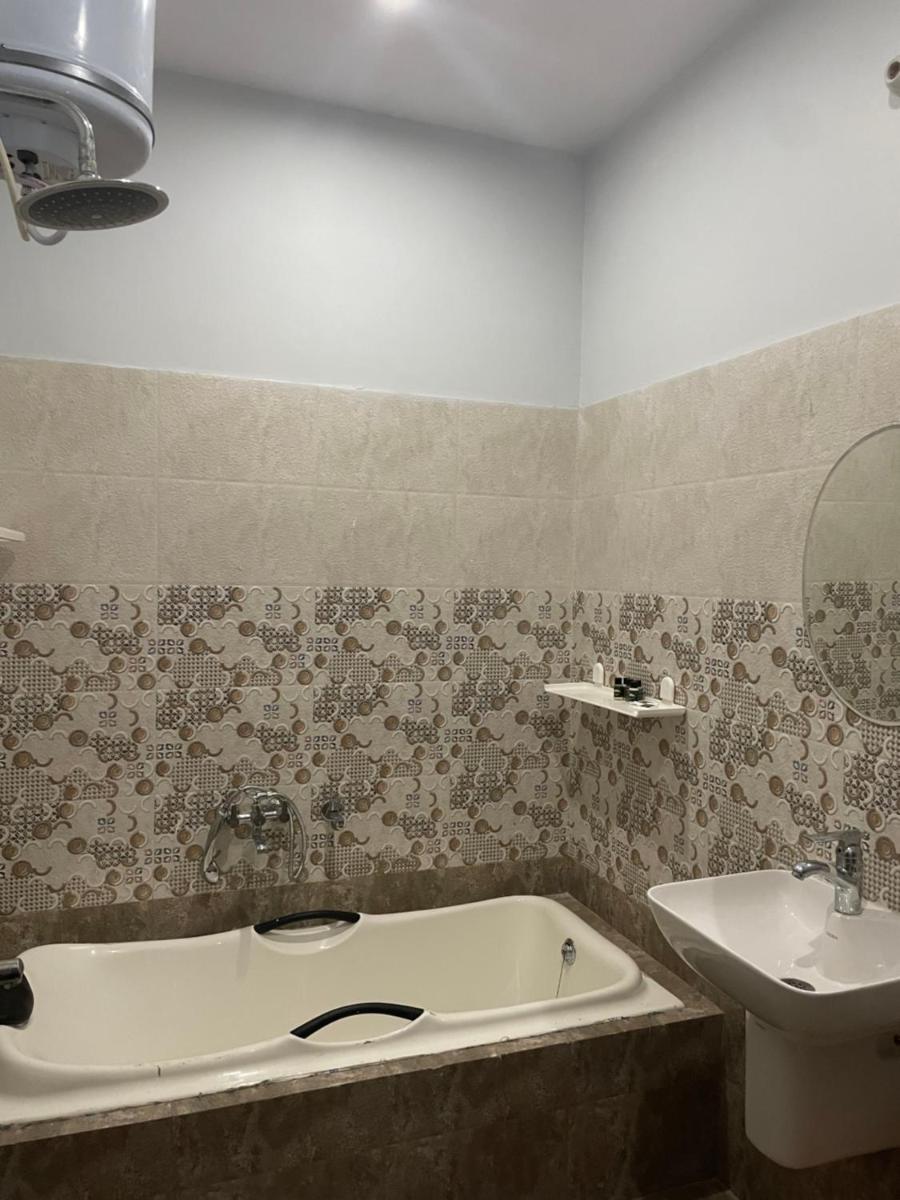 Superior Suite - Photo 7