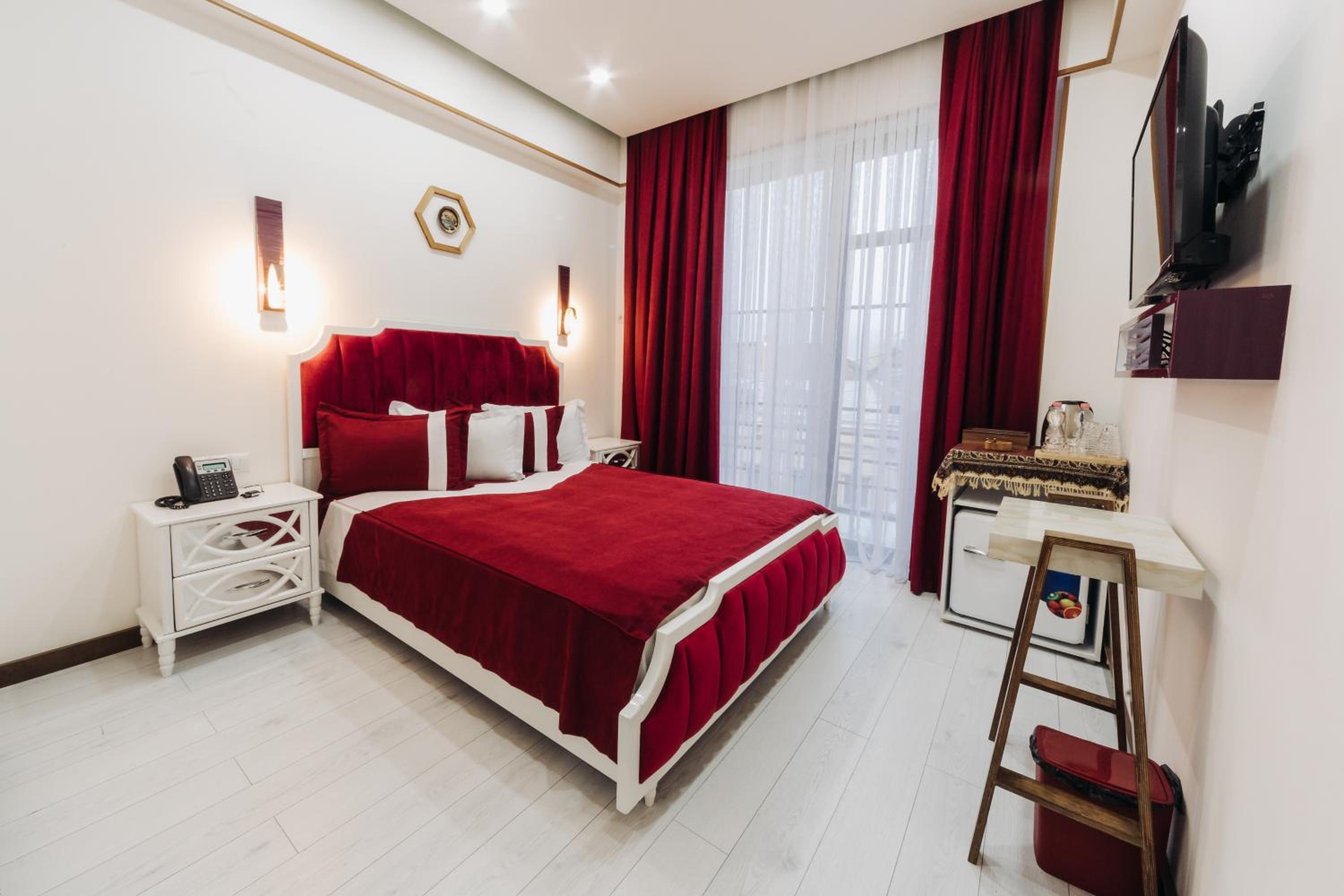 Double Room with Balcony photo 1
