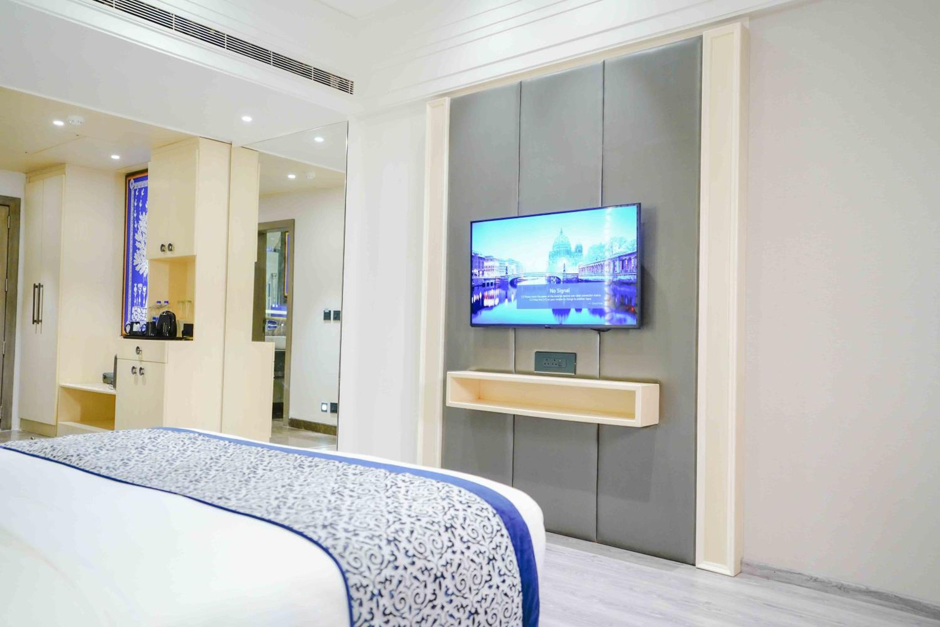 Deluxe Double Room photo 3