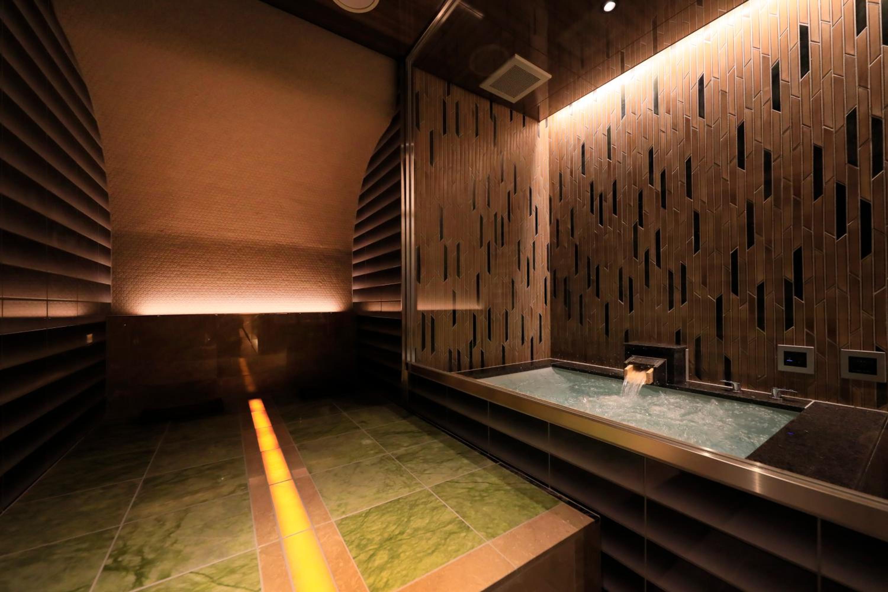 Spa Suite Room - Photo 4