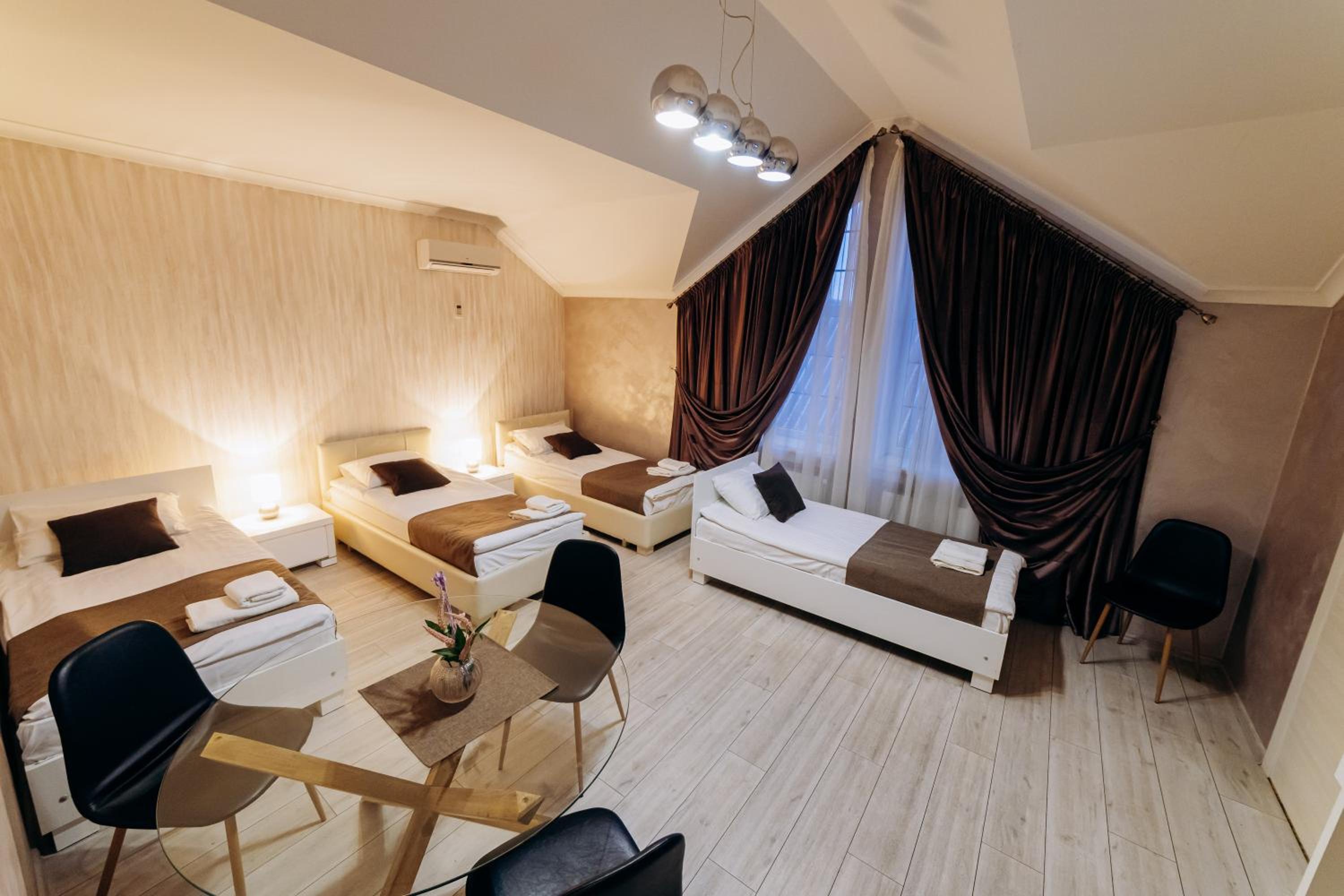 Deluxe Quadruple Room photo 1