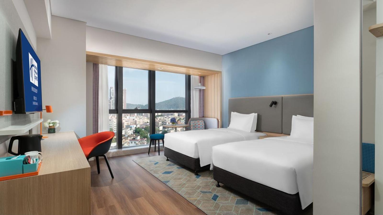 Standard Twin Room - Photo 1