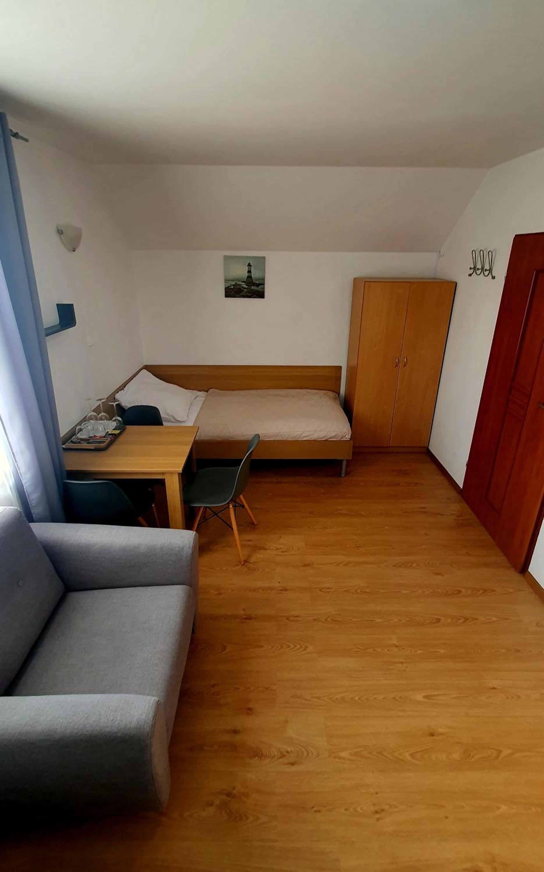 Triple Room with Private Bathroom photo 3