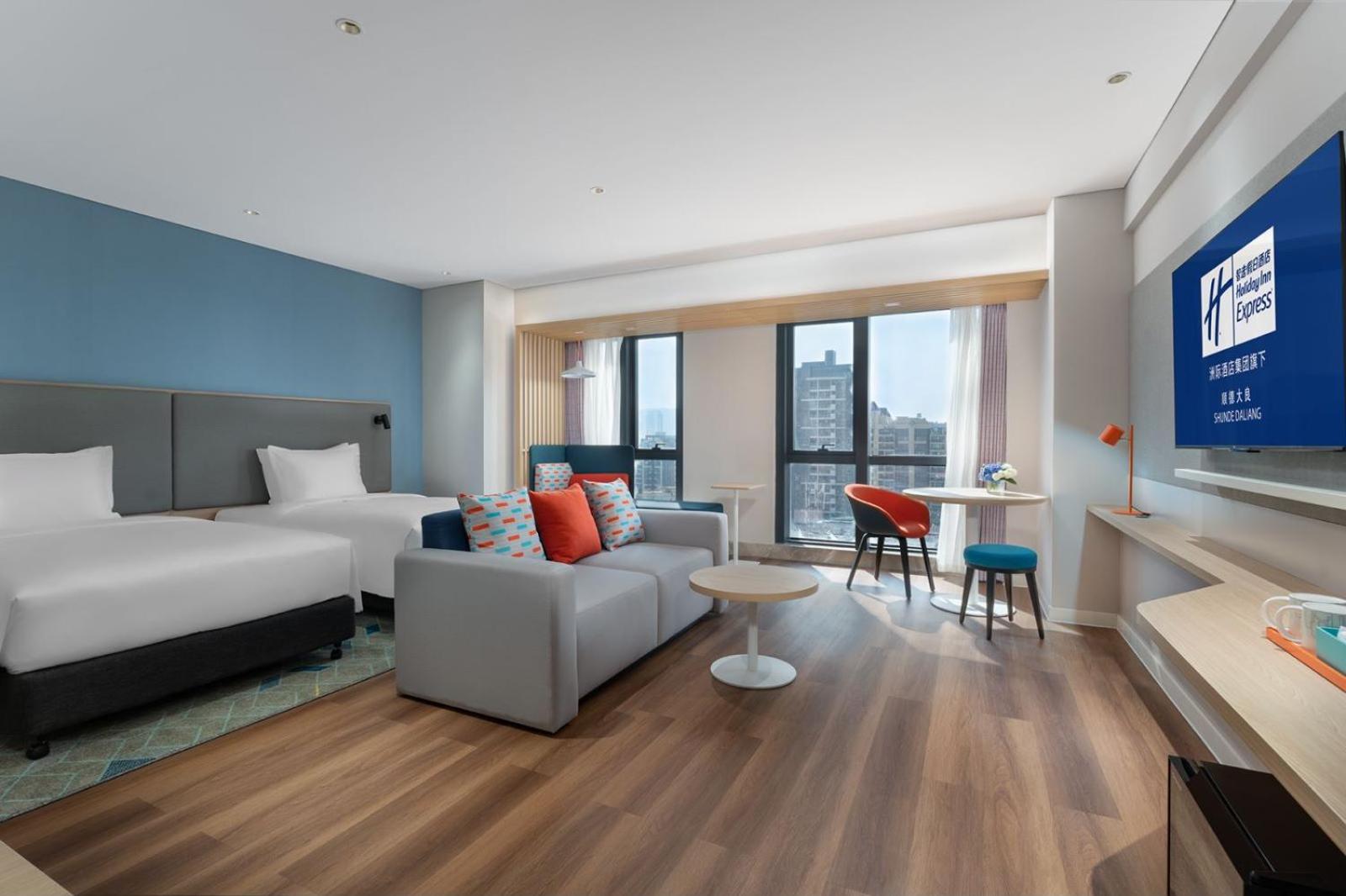 Standard Twin Room with Extra Floor Space photo 2