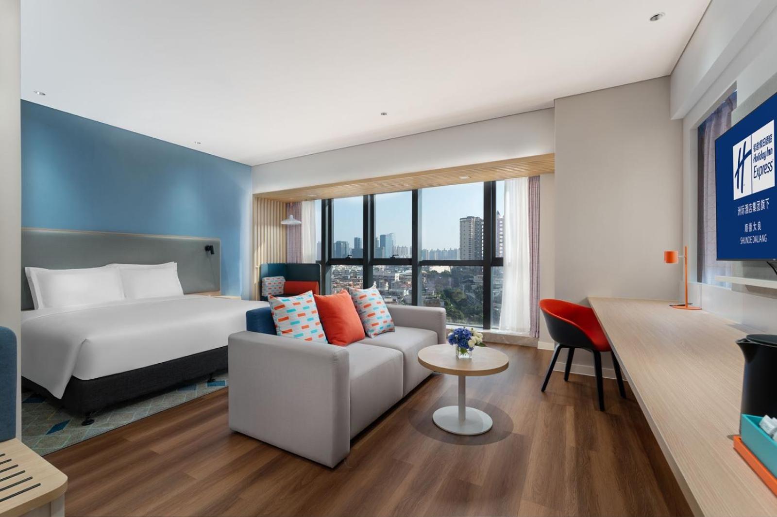 King Suite - Photo 1