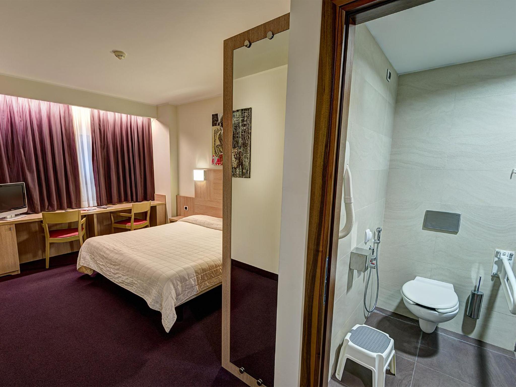 Comfort Quadruple Room photo 3