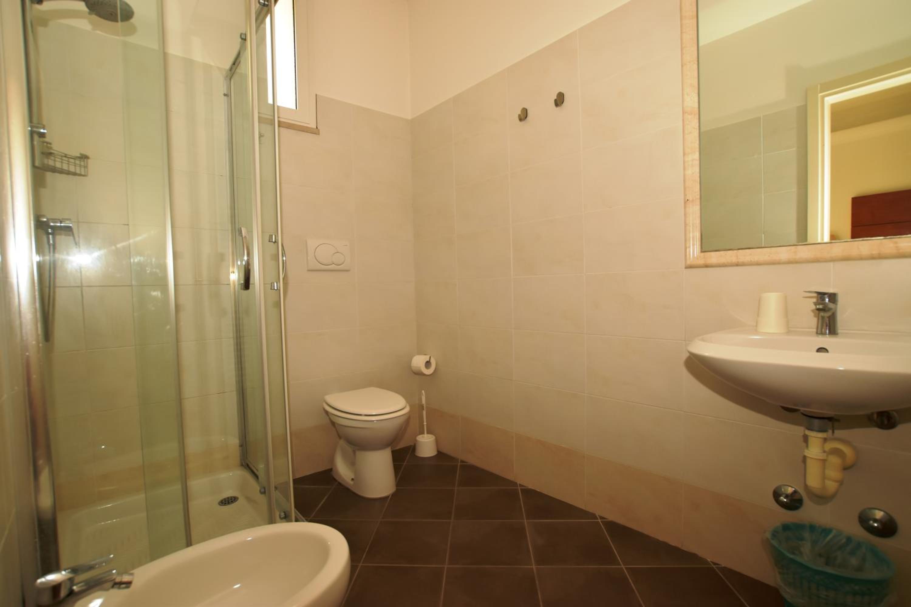 Superior Triple Room - Photo 11