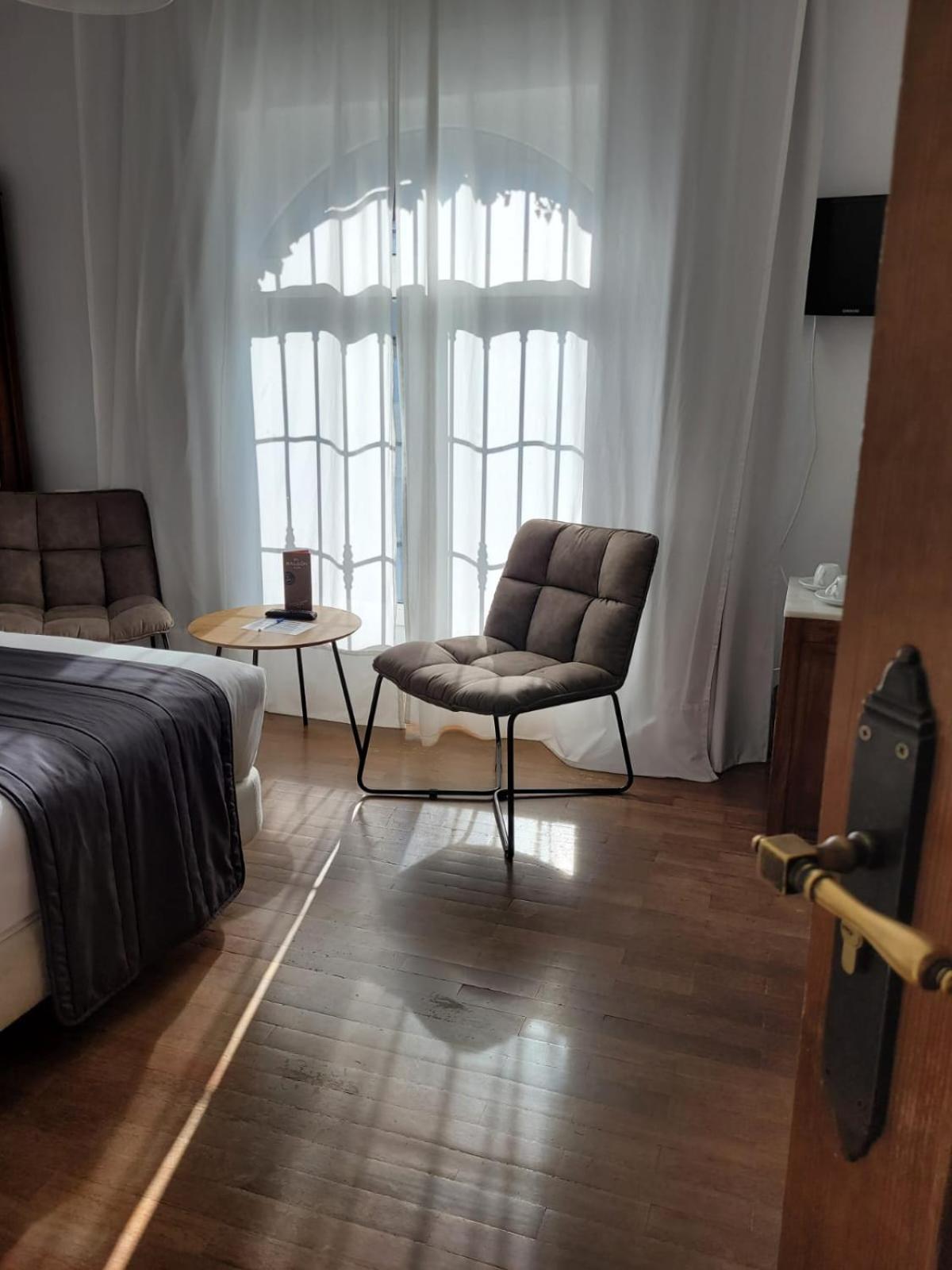 Double Room with Garden View - Photo 5