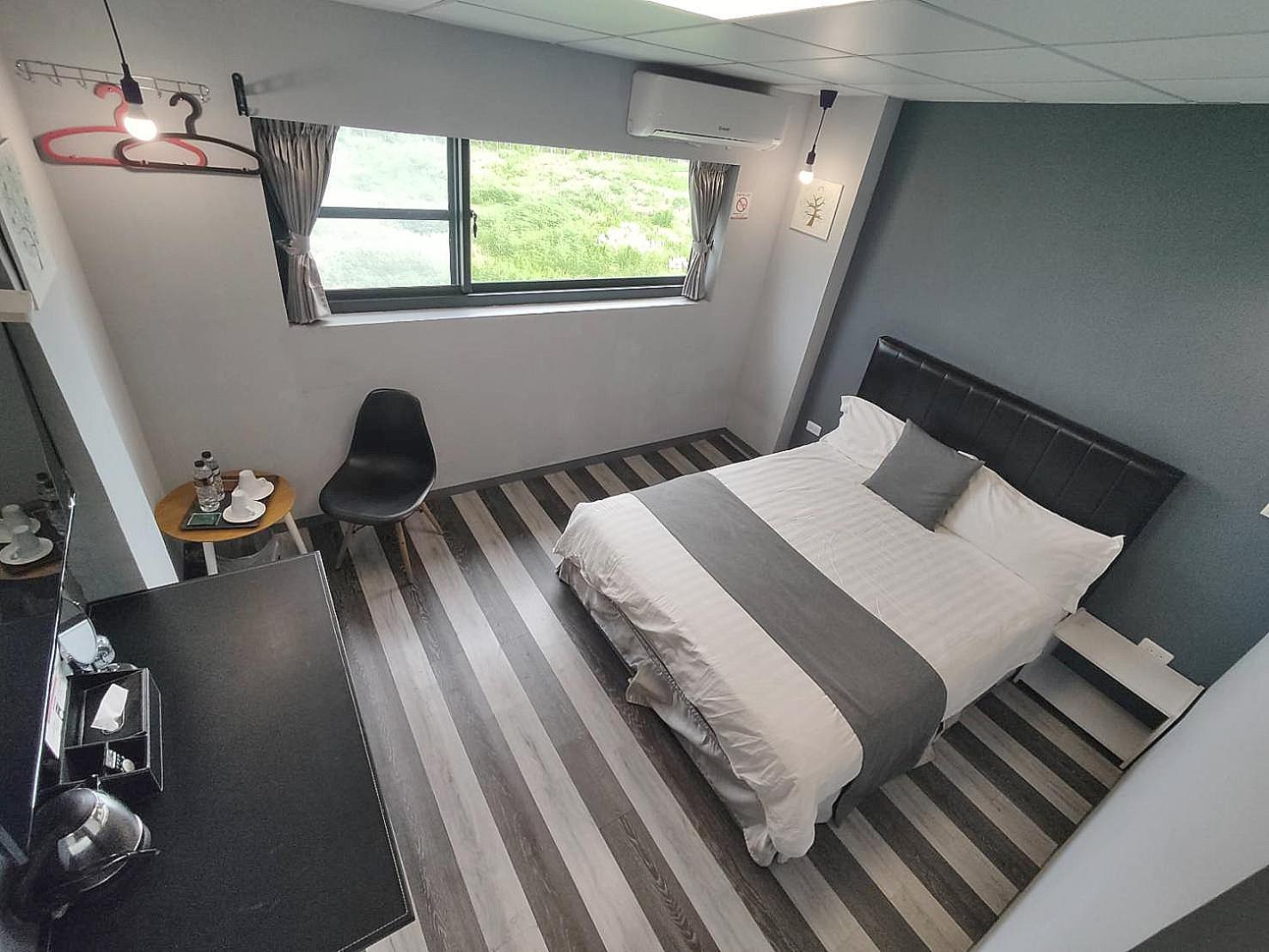 Standard Double Room photo 3
