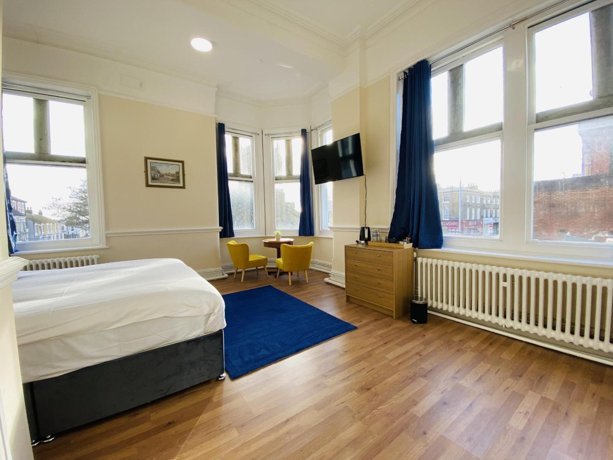Executive Suite photo 2