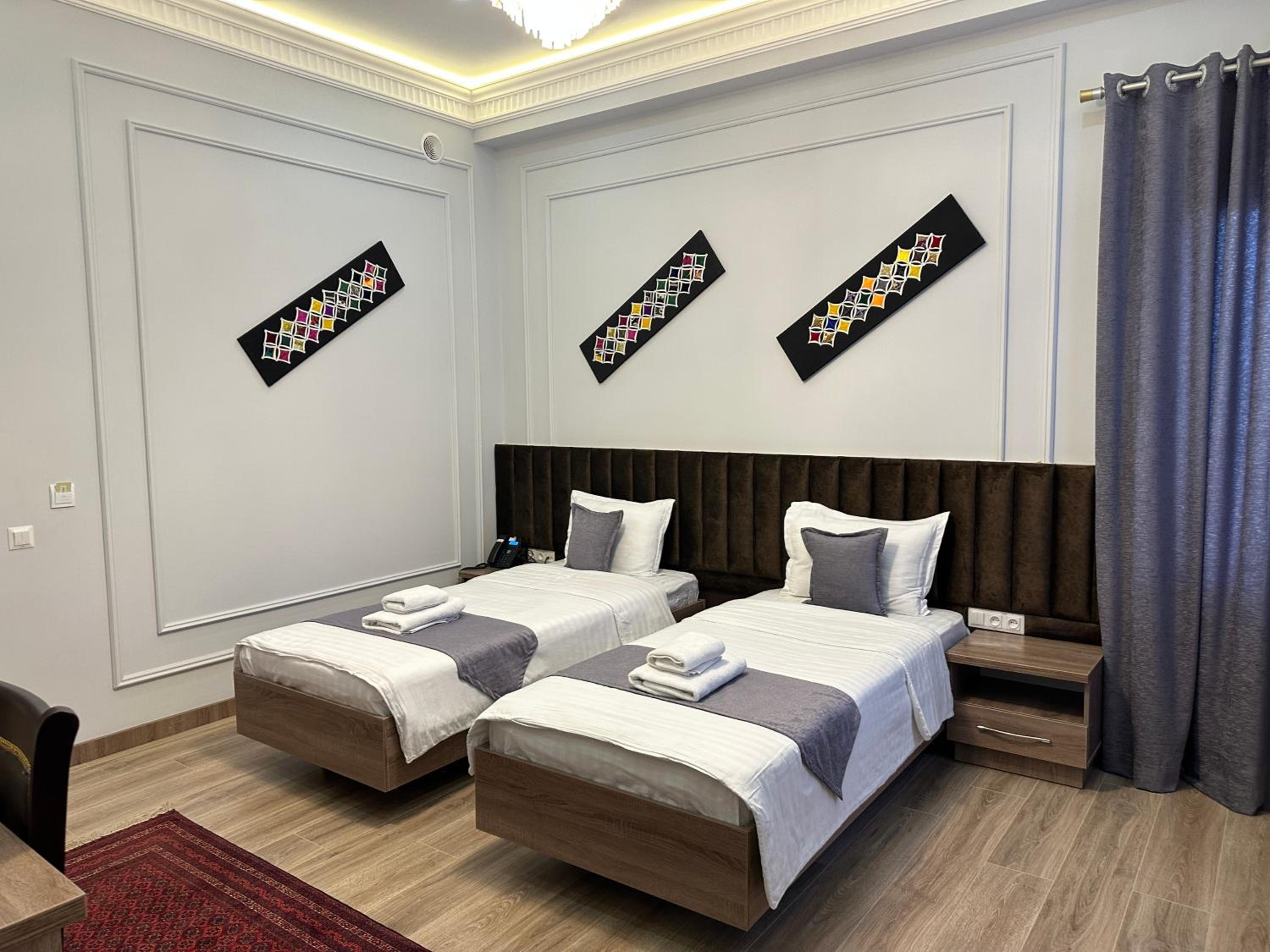 Deluxe Twin Room