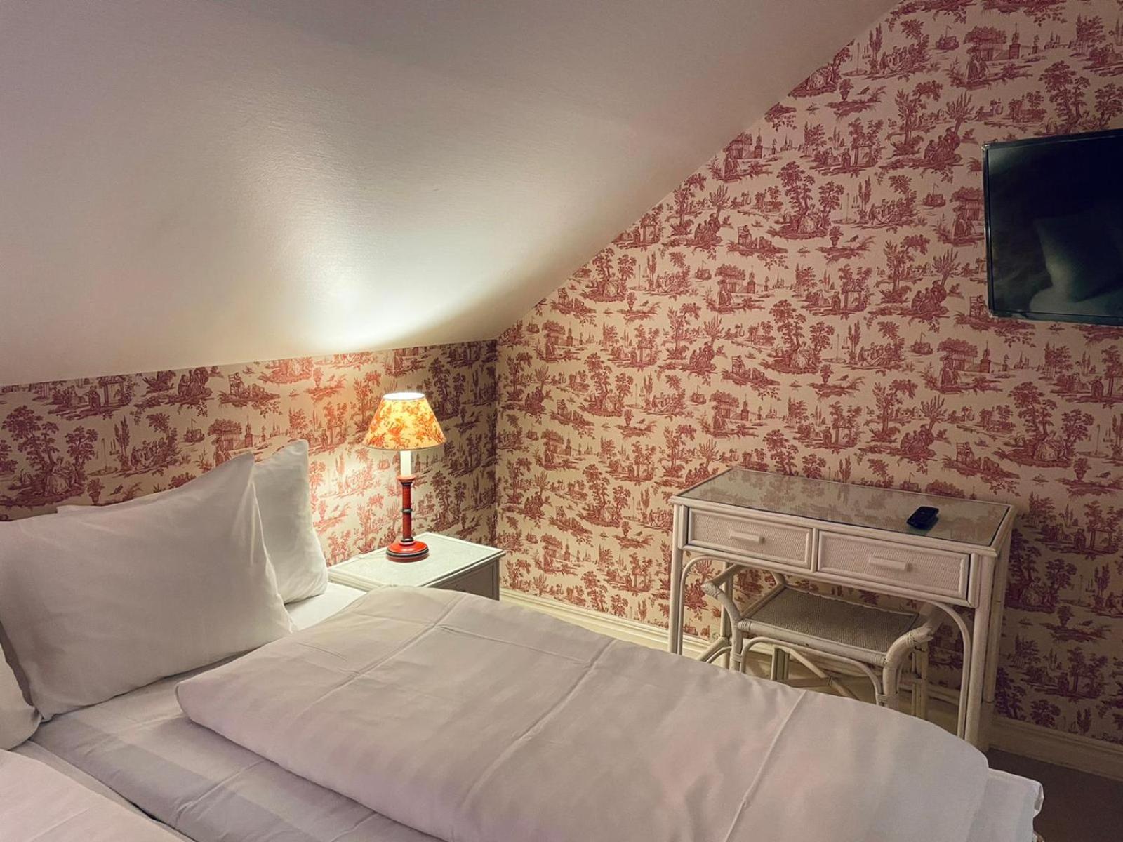 Double Room photo 3