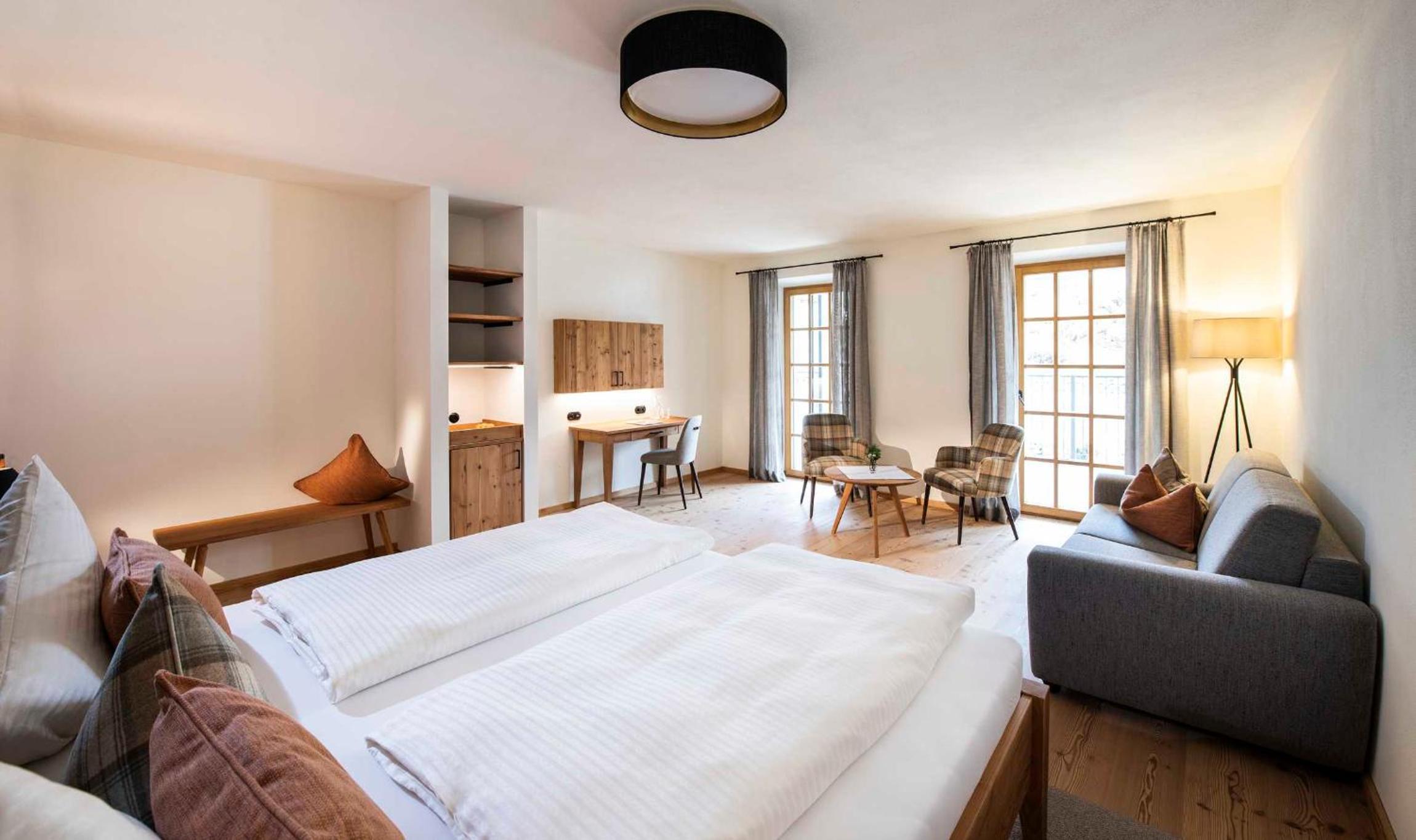 Junior Suite with Mountain View
