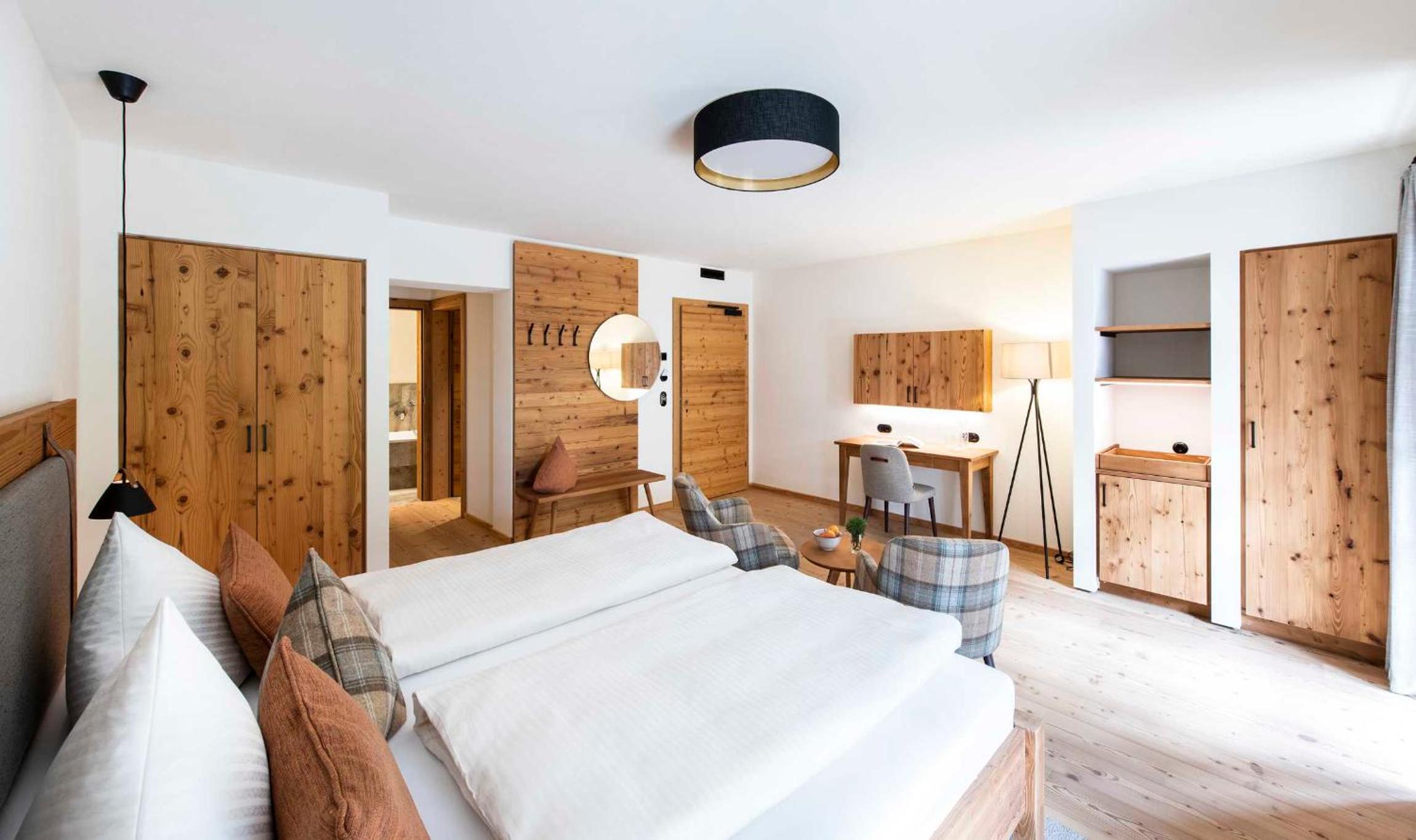 Double Room with Private Bathroom