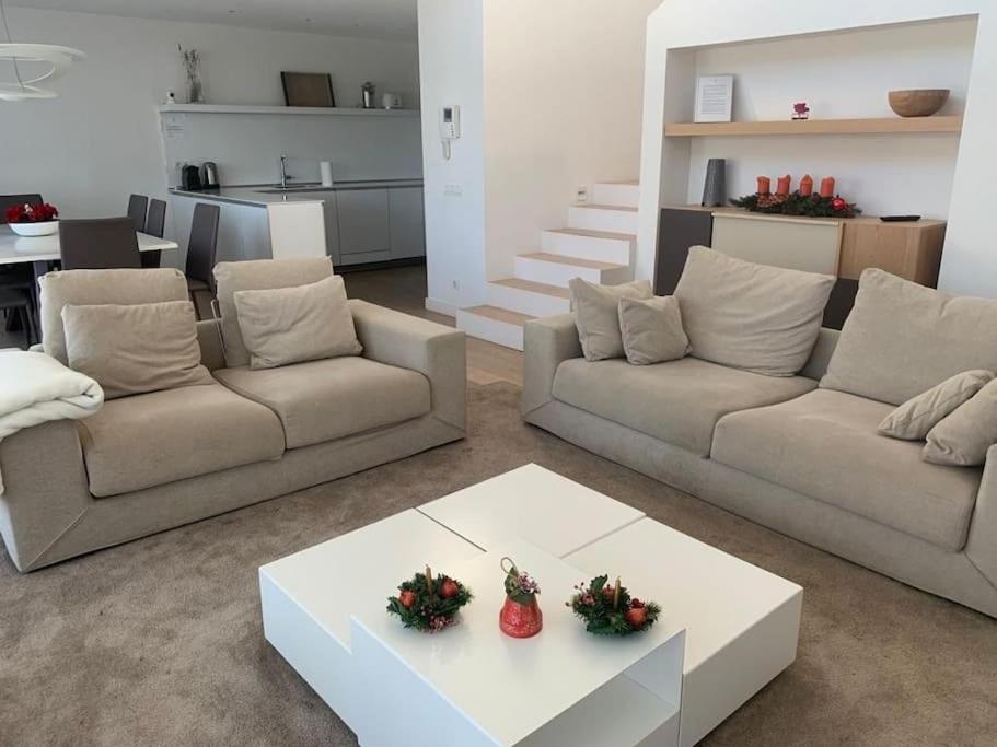 Villa photo 3