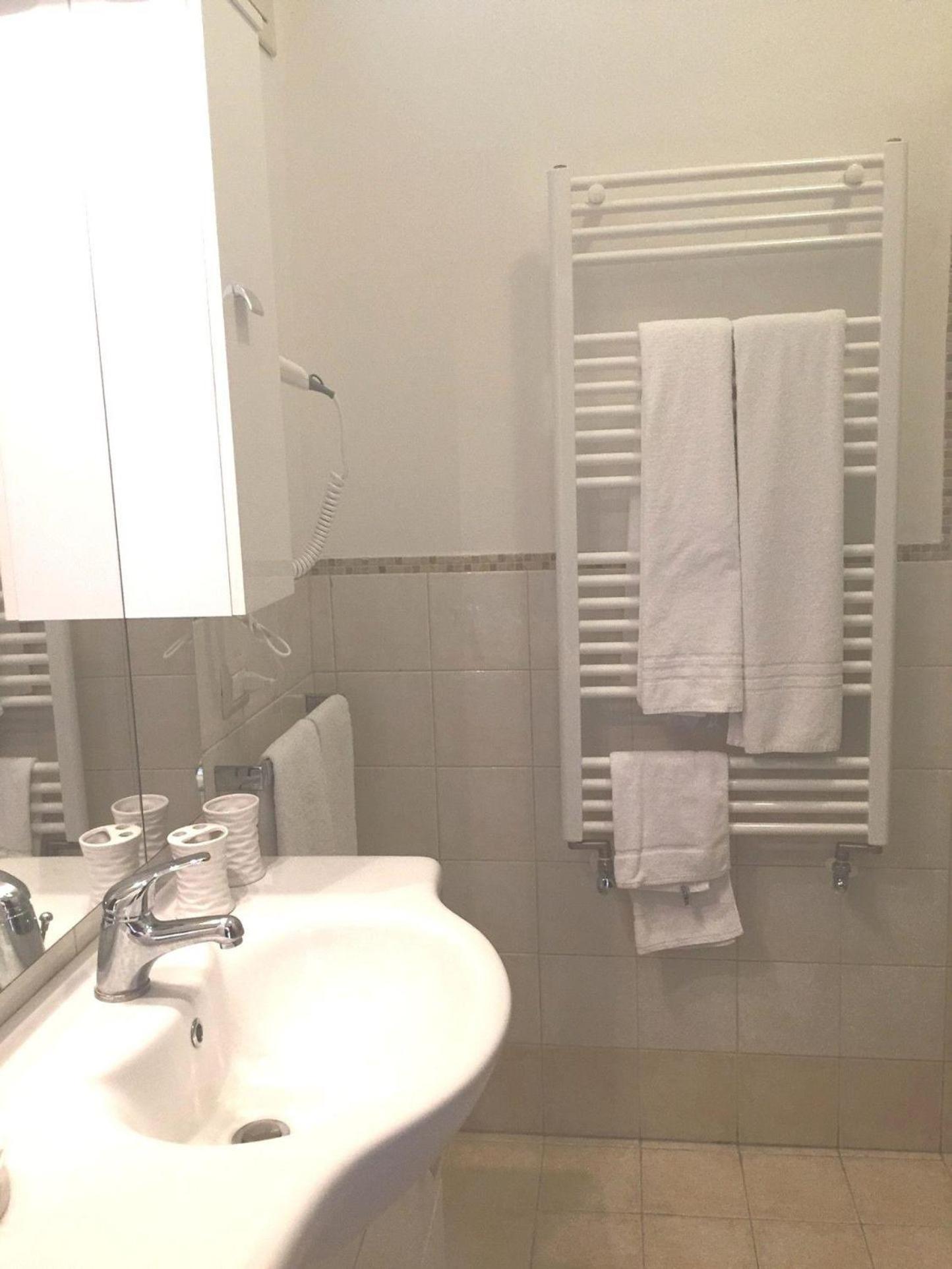 Villa photo 2