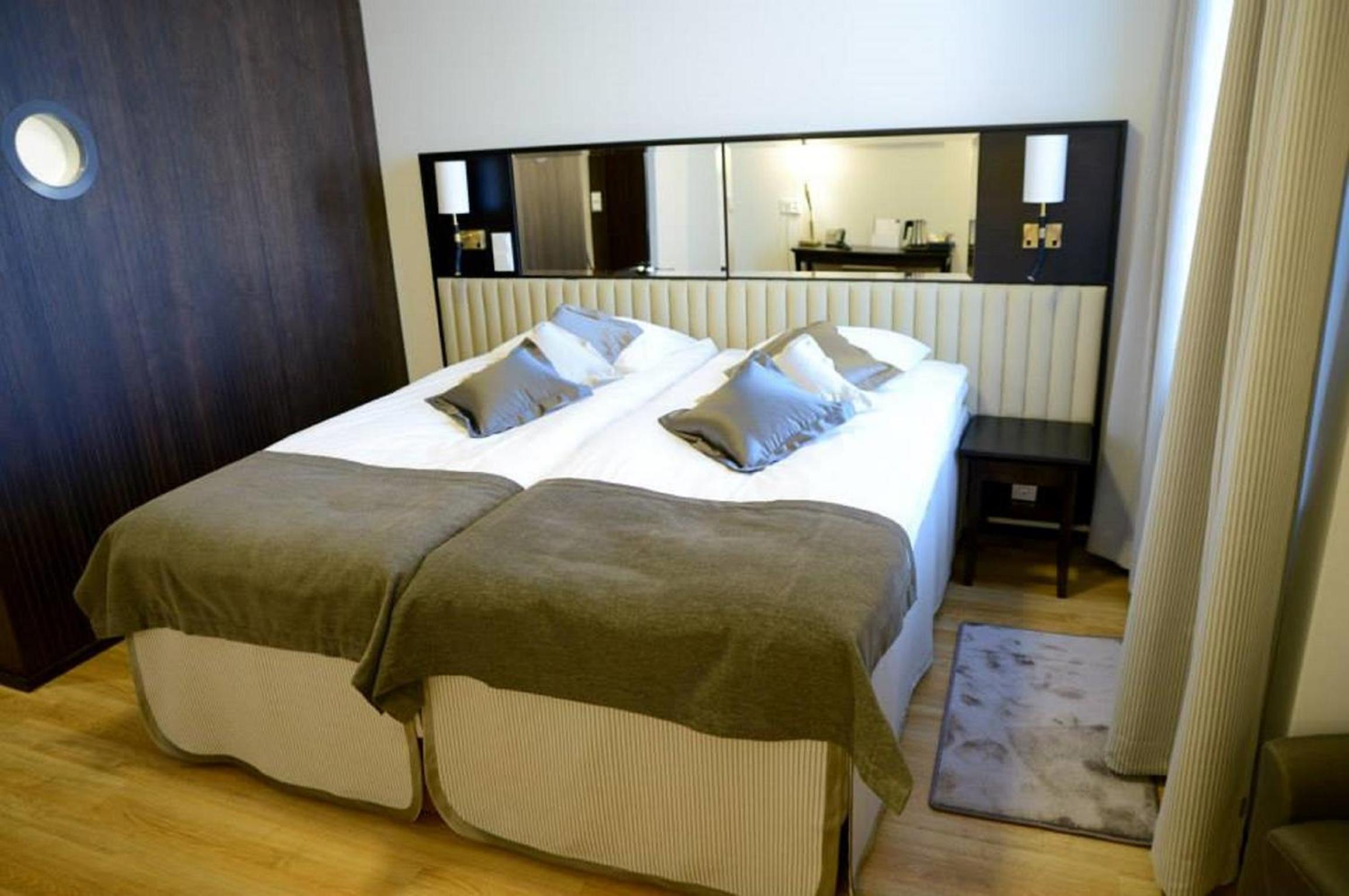 Double or Twin Room photo 3