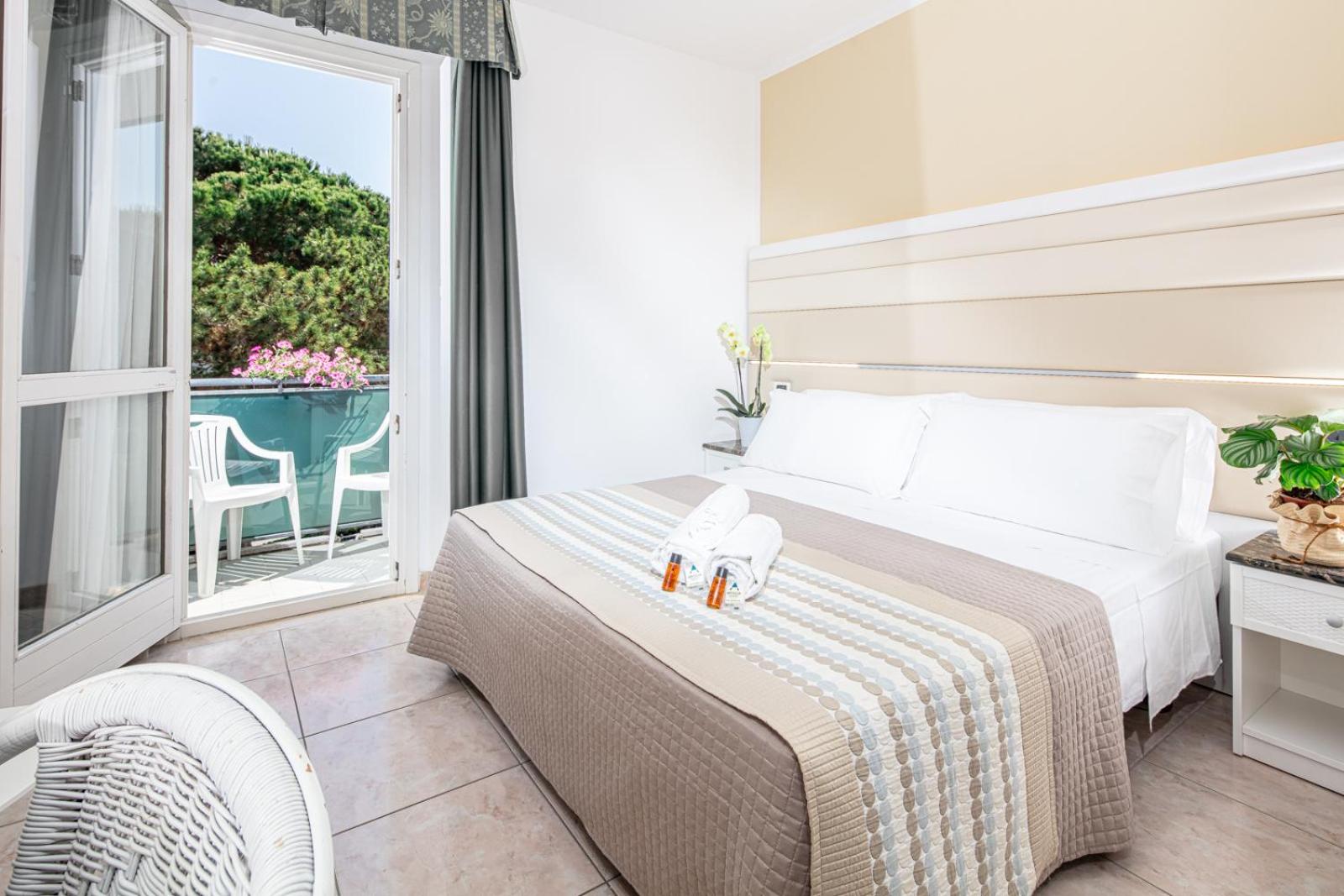 Superior Double Room - Photo 1
