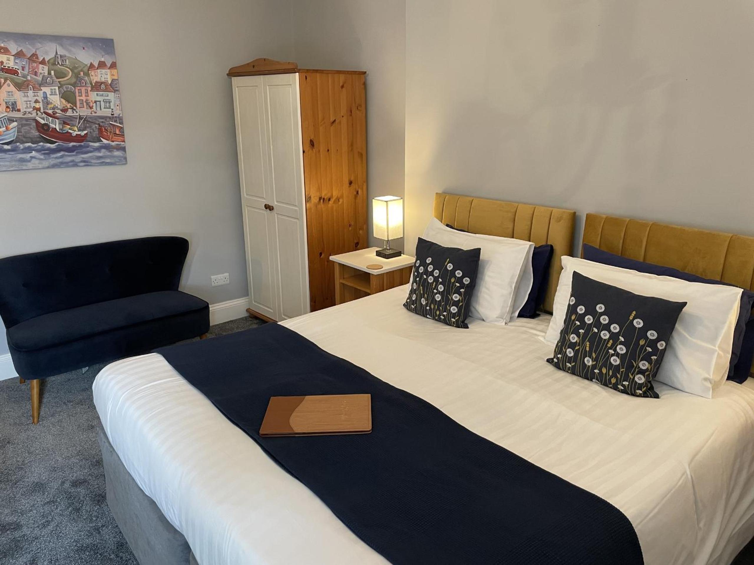 Double or Twin Room with Private Bathroom