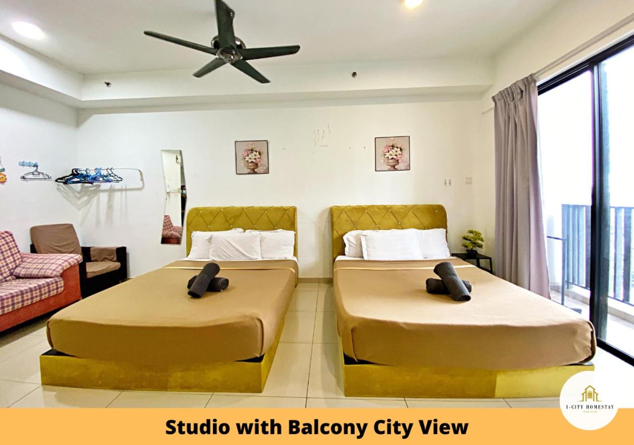 Studio with Balcony