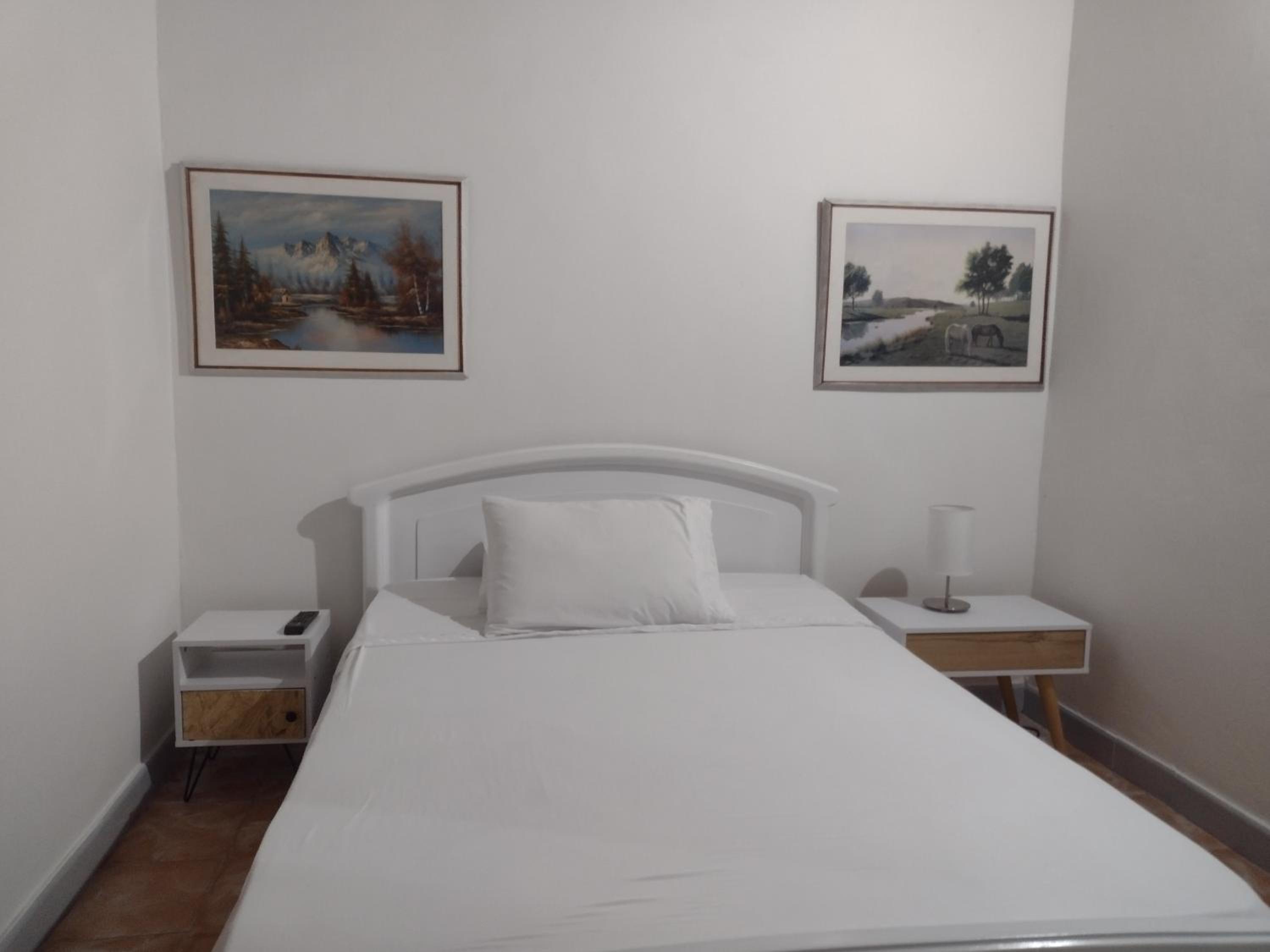 Double Room with Private Bathroom photo 1