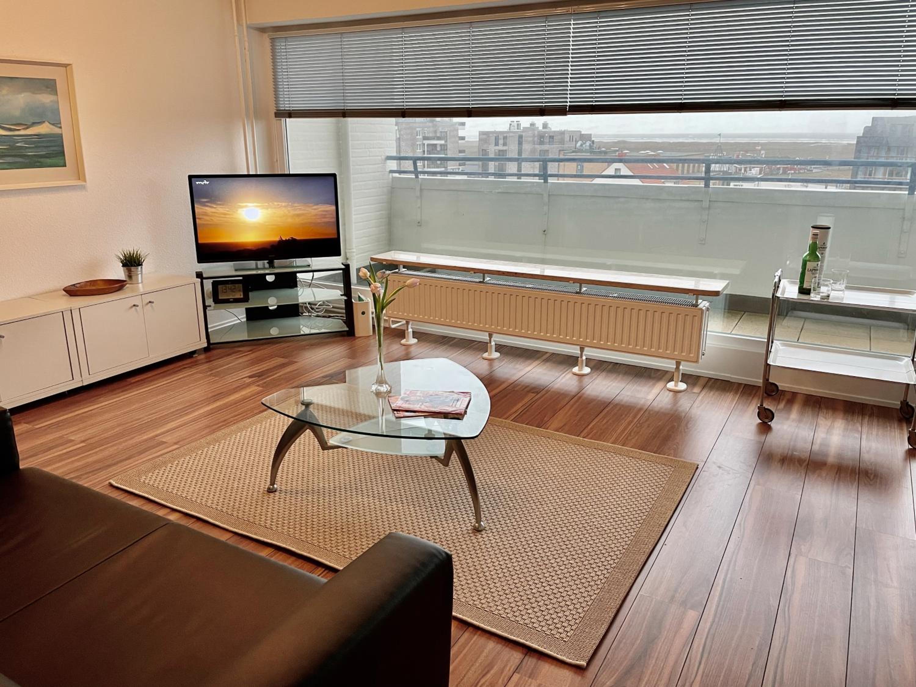 One-Bedroom Apartment photo 3