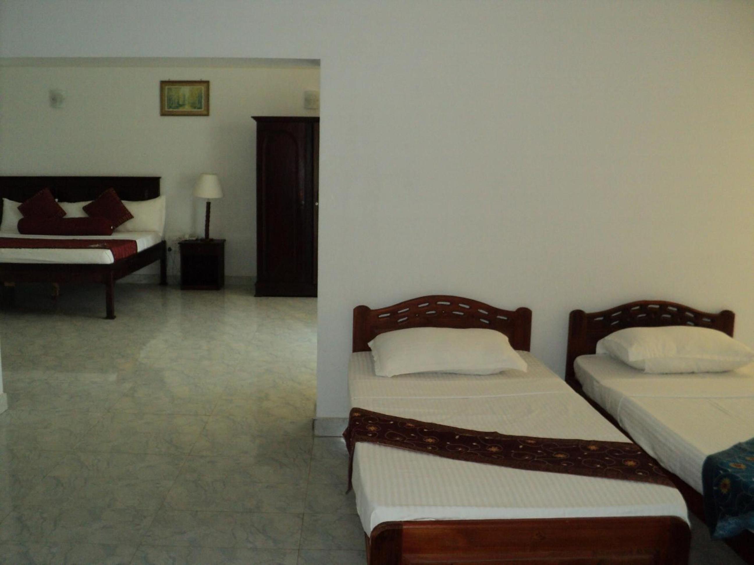 Standard Double or Twin Room with Sea View photo 3