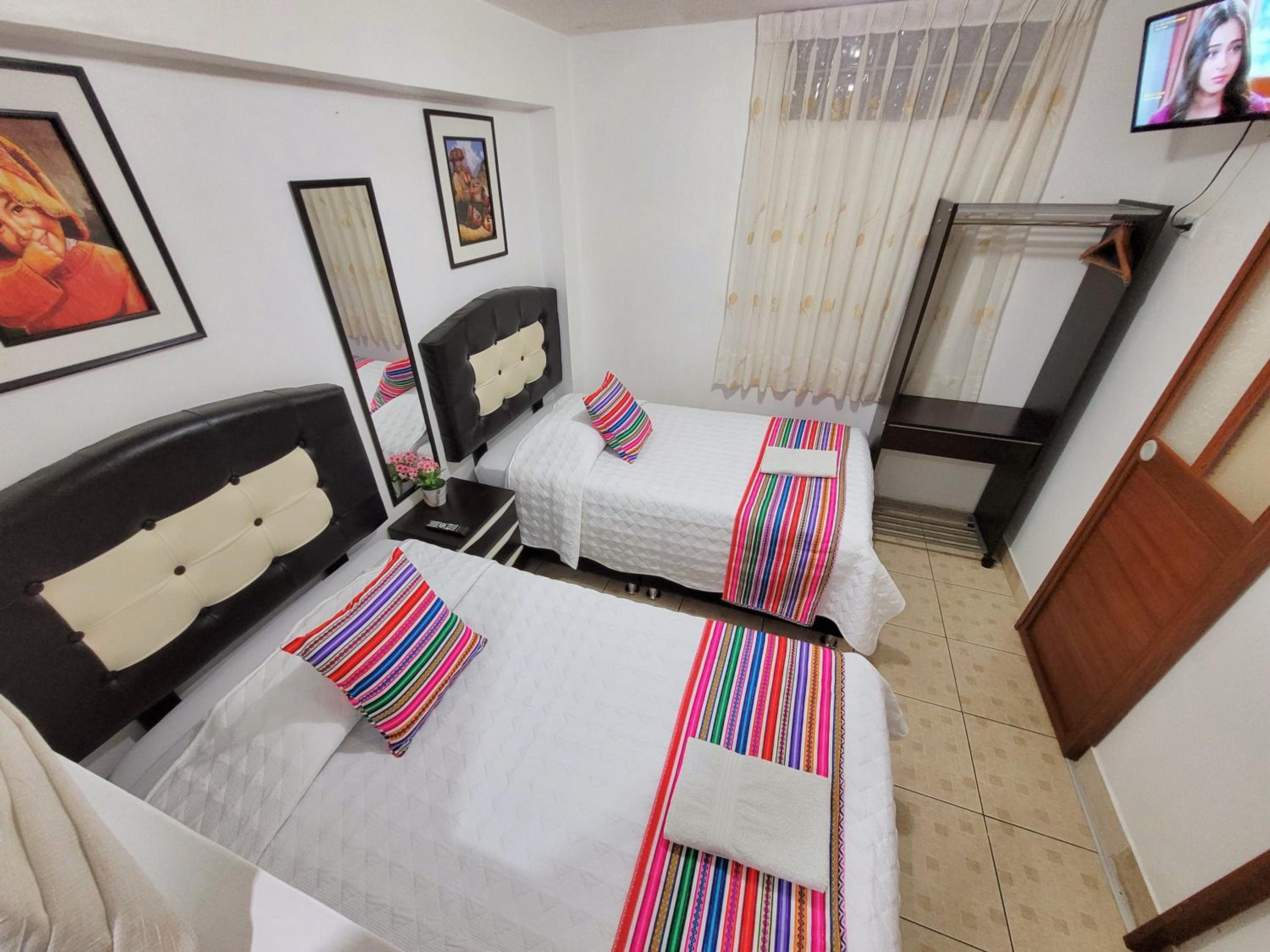 Budget Twin Room photo 2