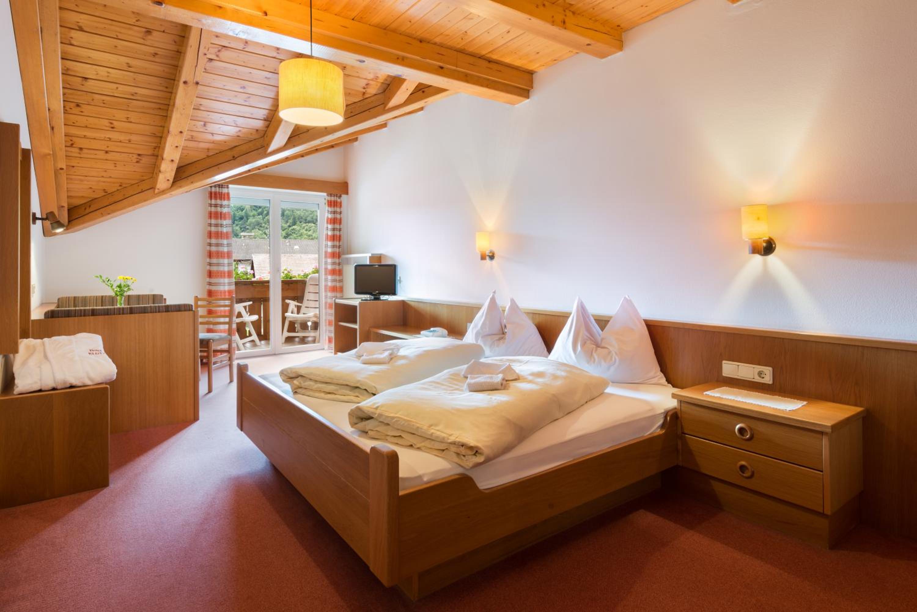 Double Room - Photo 3